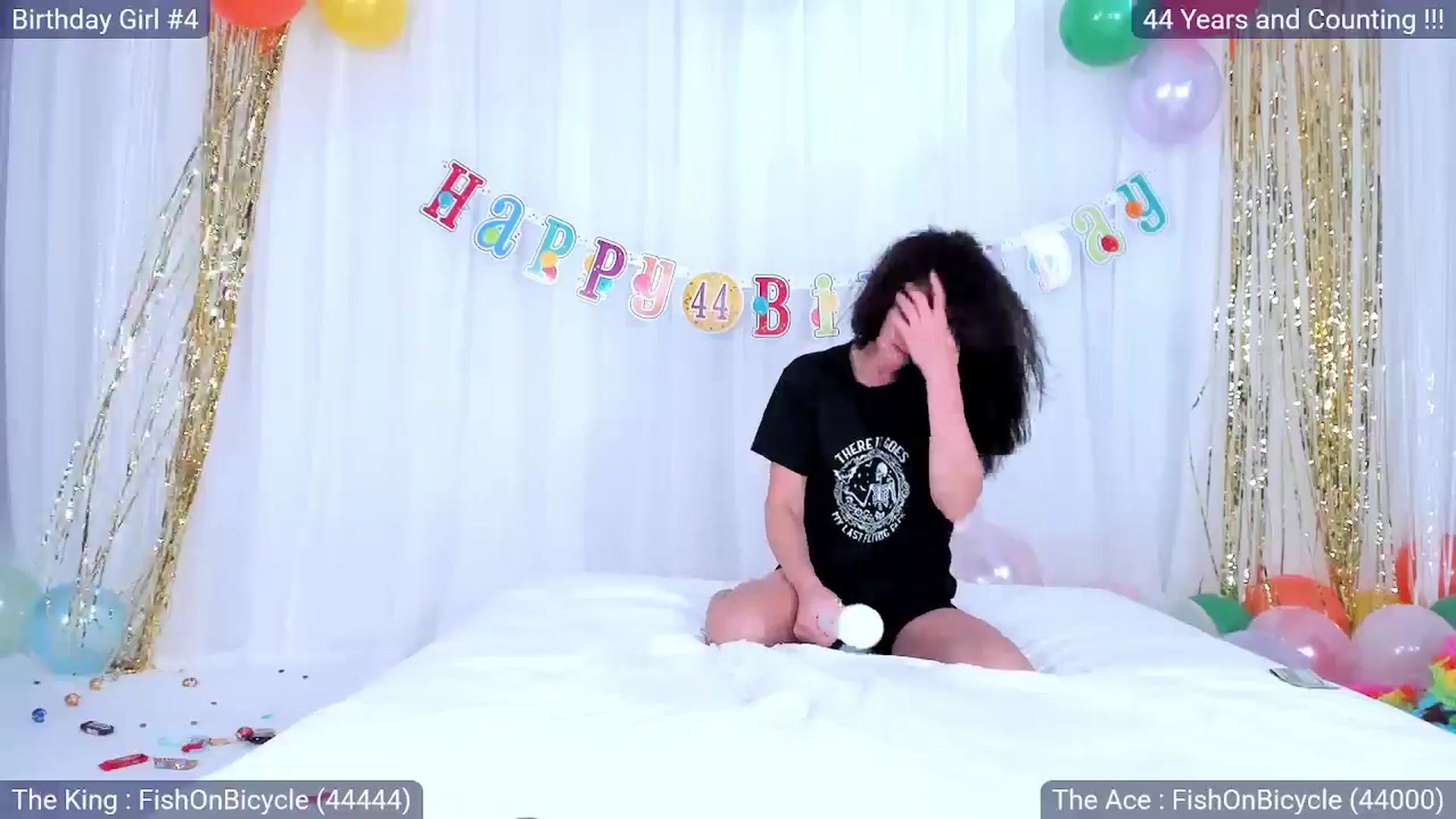Gallery image thumbnail from Olivia's myfreecams stream on, 04/16/2025, 05:32 image 17 of 20
