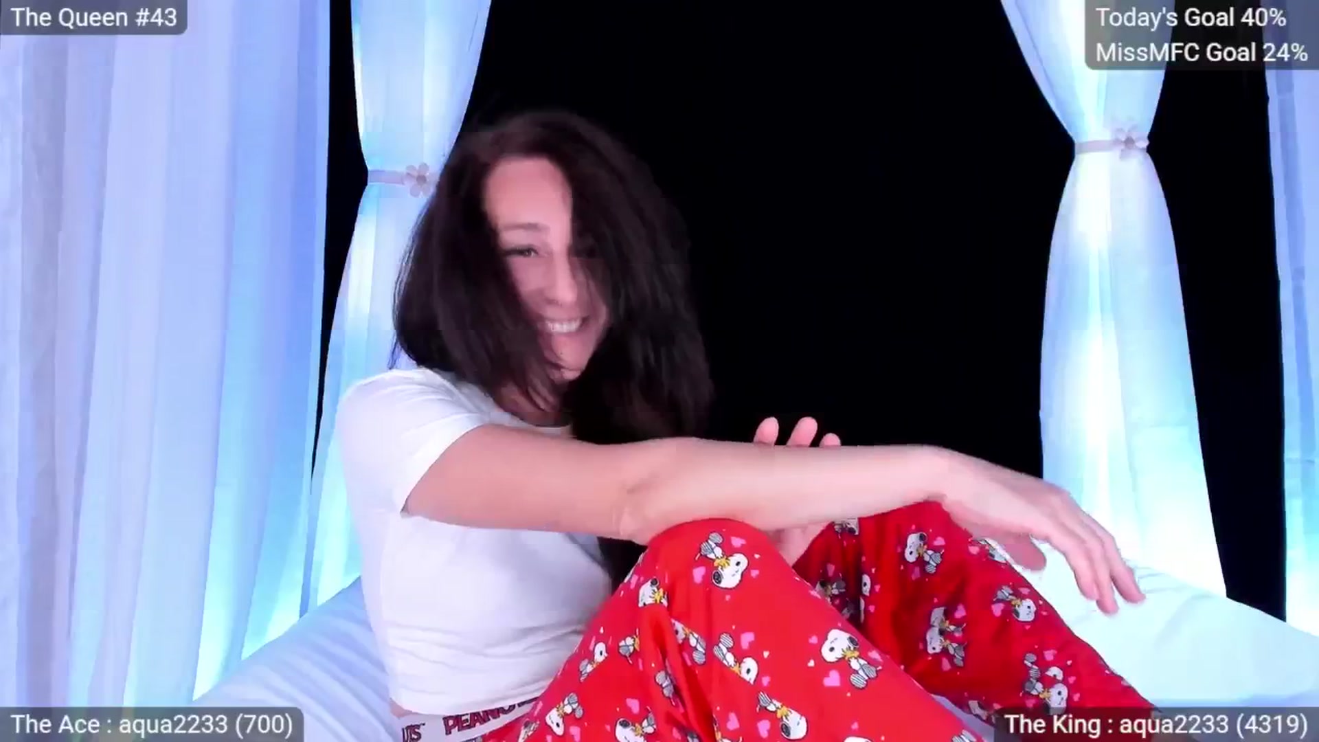 Gallery image thumbnail from Olivia's myfreecams stream on, 08/15/2025, 05:15 image 3 of 20