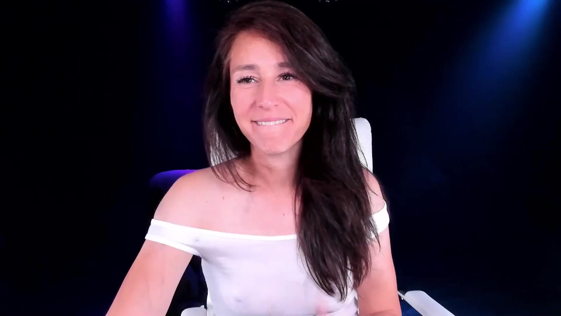 Gallery image thumbnail from Olivia's myfreecams stream on, 09/02/2025, 06:34 image 1 of 20
