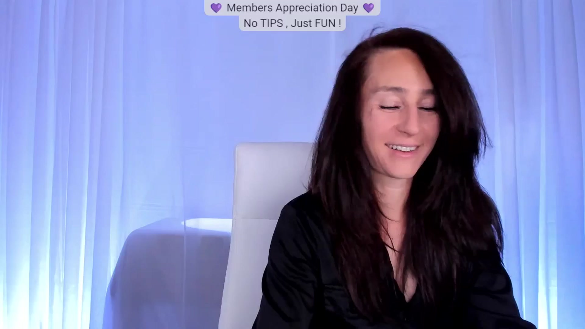 Gallery image thumbnail from Olivia's myfreecams stream on, 09/13/2025, 05:26 image 3 of 20