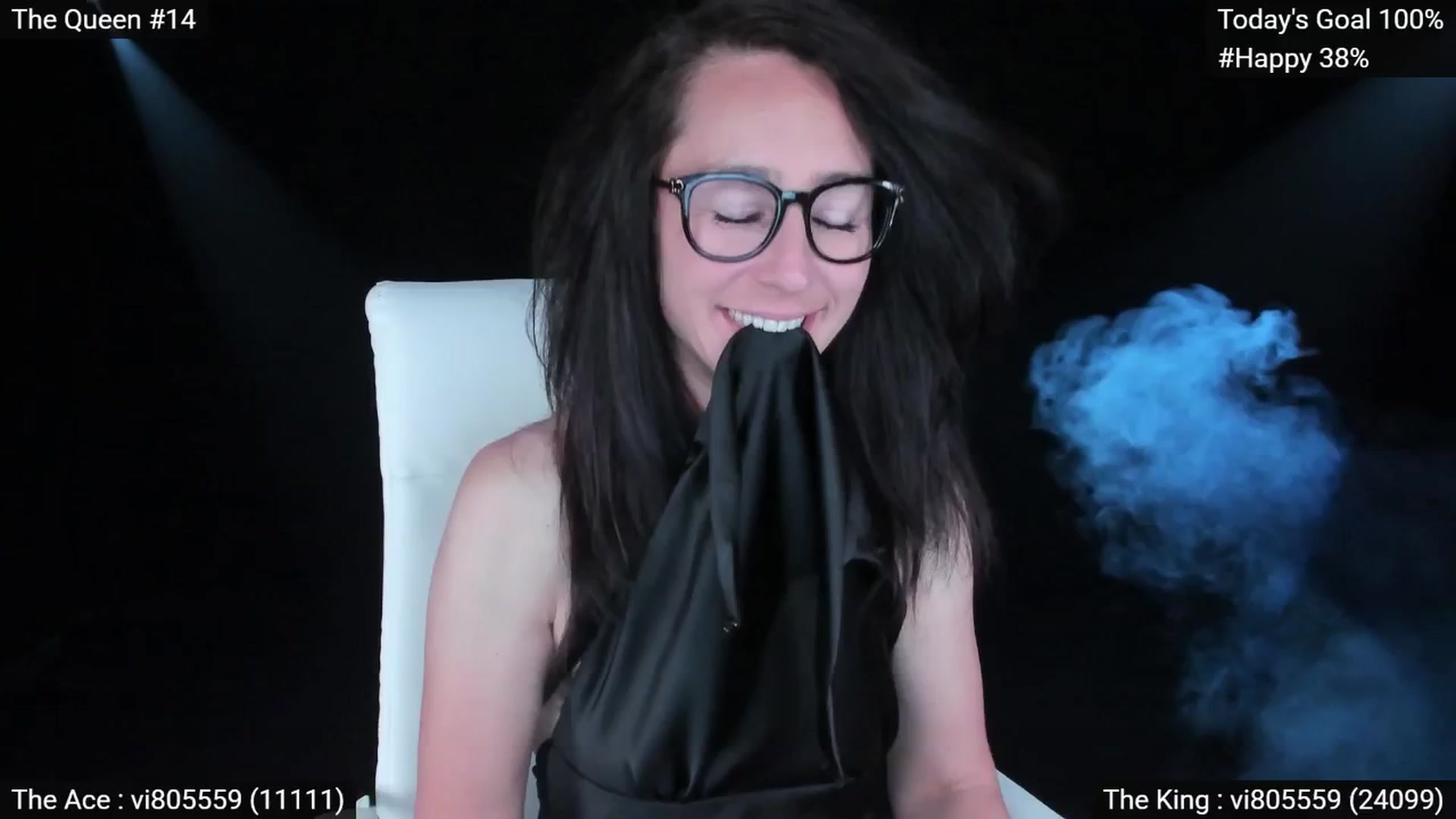 Gallery image thumbnail from Olivia's myfreecams stream on, 11/14/2025, 07:42 image 18 of 20