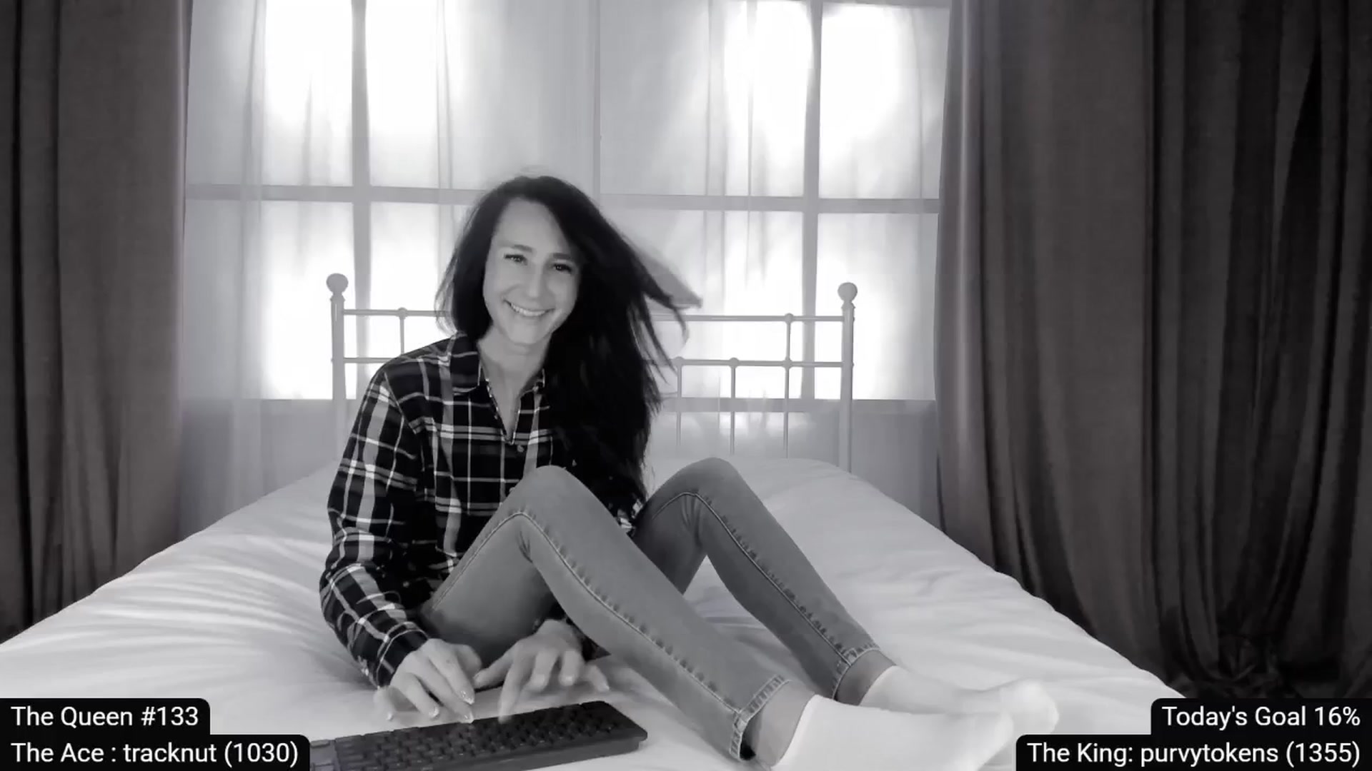 Gallery image thumbnail from Olivia's myfreecams stream on, 01/10/2026, 06:50 image 6 of 20