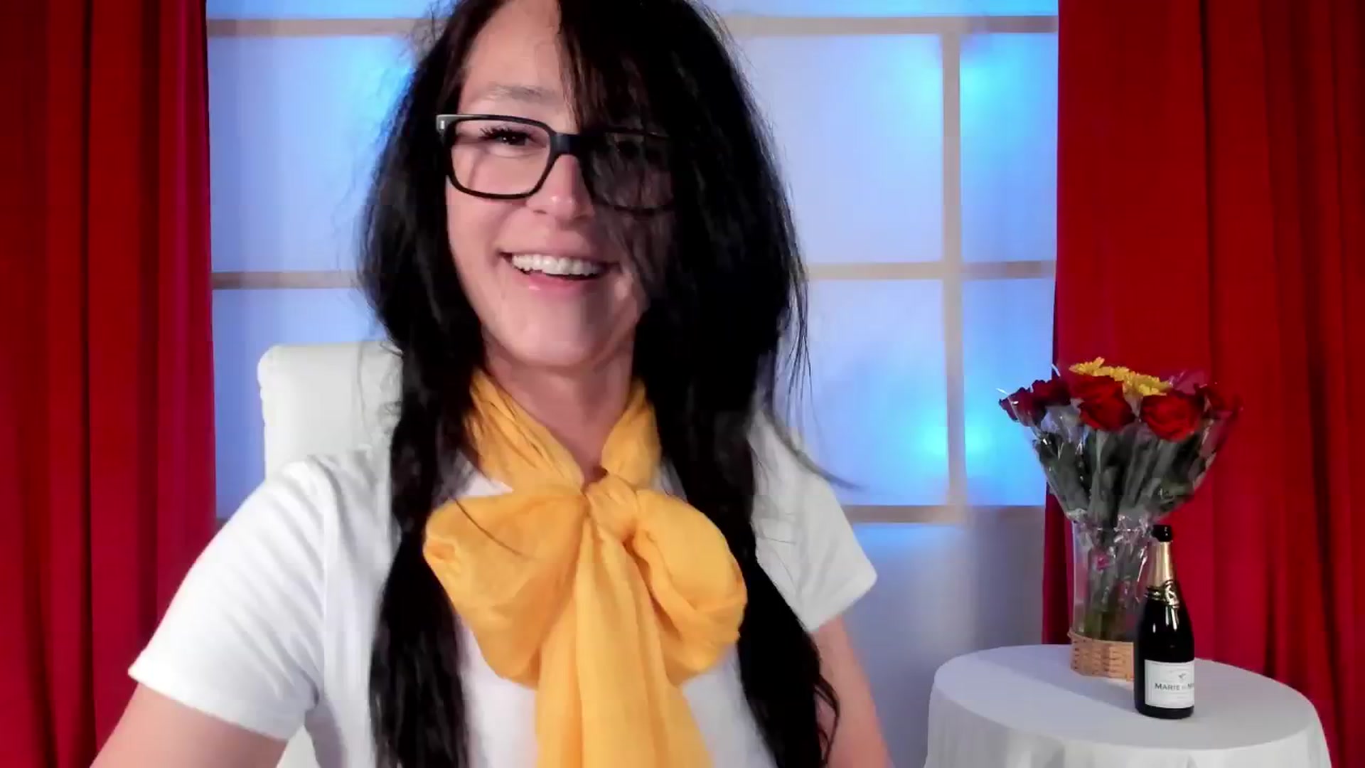 Gallery image thumbnail from Olivia's myfreecams stream on, 02/20/2026, 06:04 image 11 of 20