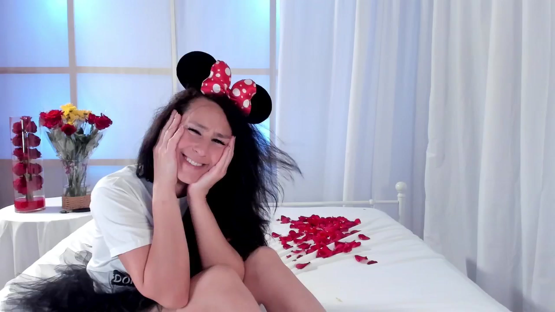 Gallery image thumbnail from Olivia's myfreecams stream on, 02/21/2026, 06:50 image 12 of 20