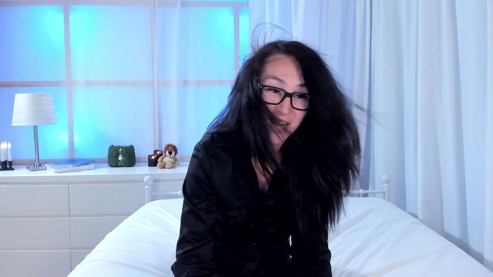 Gallery image thumbnail from Olivia's myfreecams stream on, 03/01/2026, 07:49 image 9 of 20