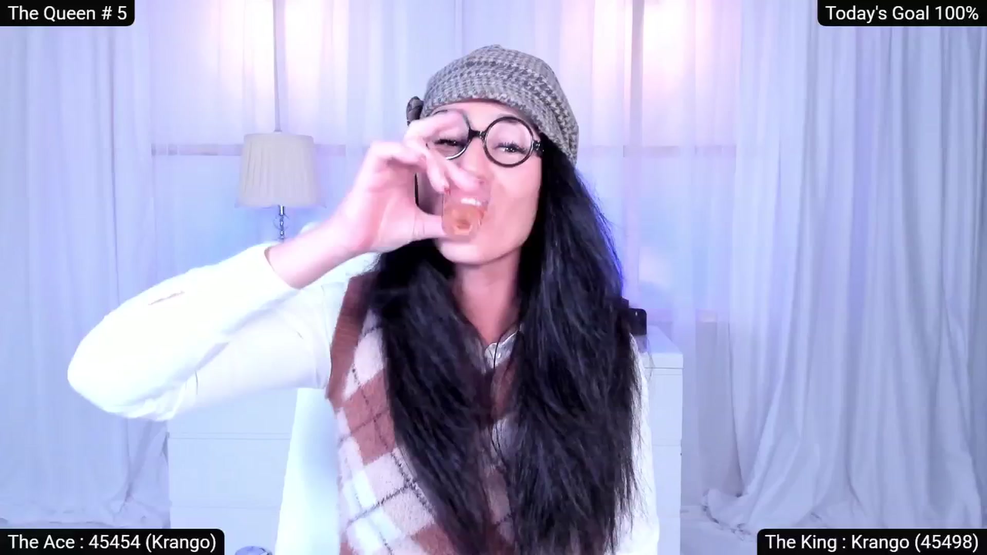Gallery image thumbnail from Olivia's myfreecams stream on, 04/15/2026, 05:58 image 6 of 20