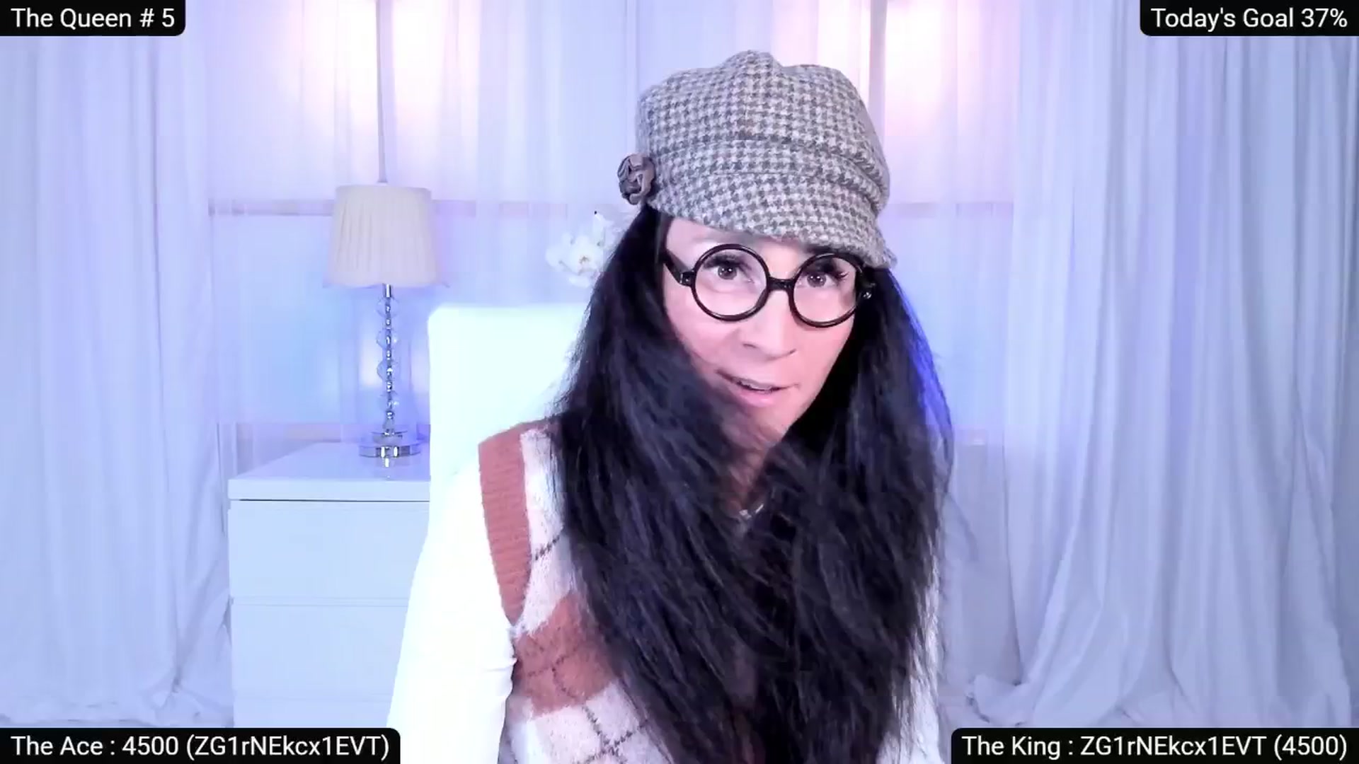 Gallery image thumbnail from Olivia's myfreecams stream on, 04/15/2026, 05:58 image 5 of 20