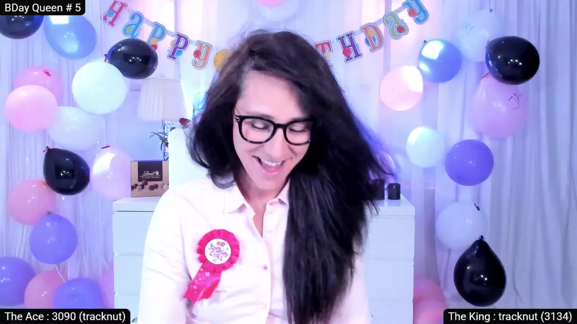Gallery image thumbnail from Olivia's myfreecams stream on, 04/16/2026, 05:44 image 1 of 20