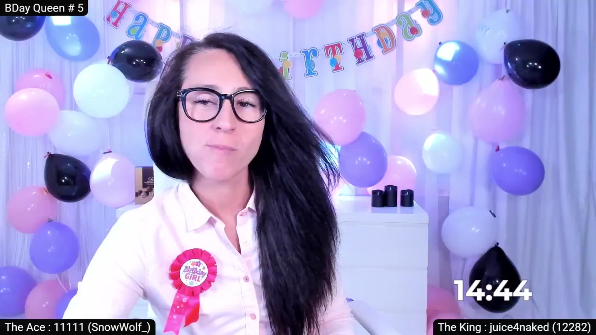 Gallery image thumbnail from Olivia's myfreecams stream on, 04/16/2026, 05:44 image 5 of 20