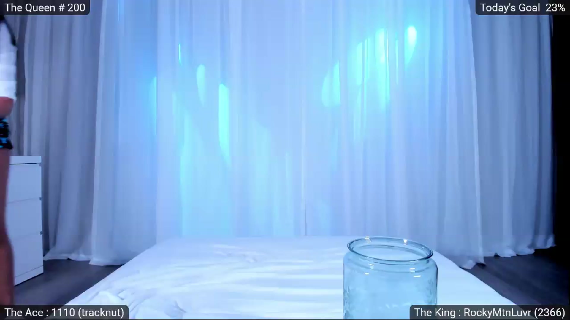 Gallery image thumbnail from Olivia's myfreecams stream on, 08/09/2026, 03:41 image 14 of 20