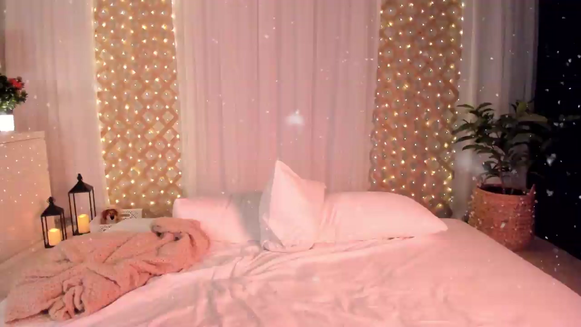 Gallery image thumbnail from Olivia's myfreecams stream on, 09/05/2026, 06:18 image 4 of 20