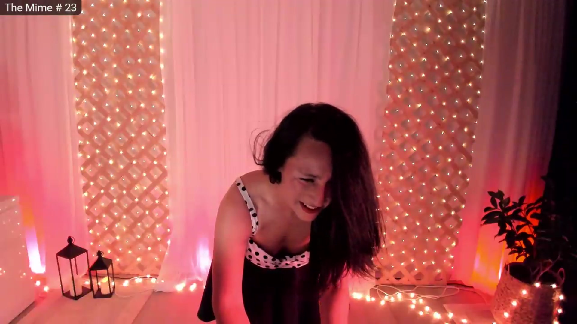 Gallery image thumbnail from Olivia's myfreecams stream on, 09/24/2026, 04:23 image 13 of 20