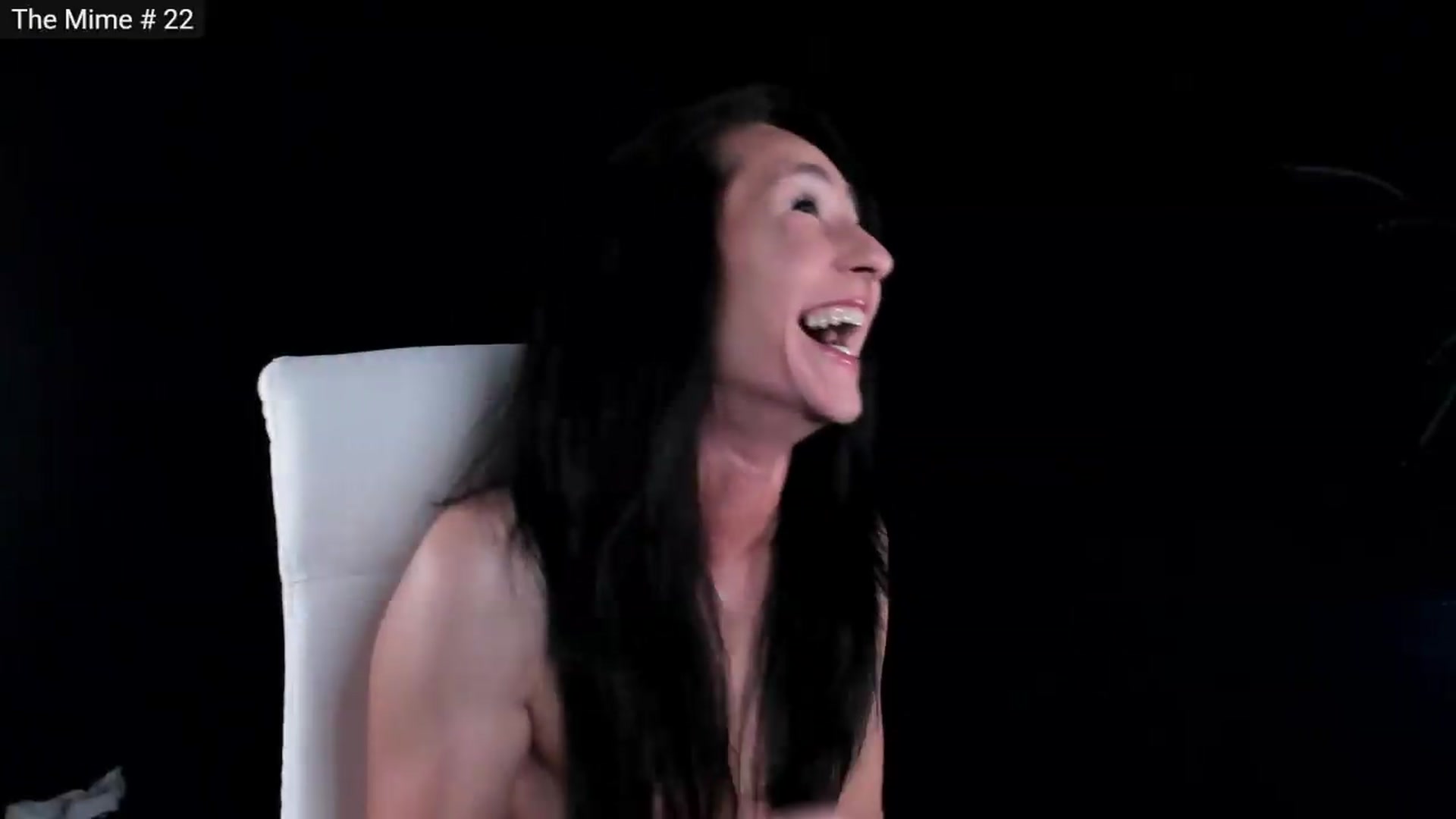 Gallery image thumbnail from Olivia's myfreecams stream on, 09/26/2026, 07:26 image 10 of 20