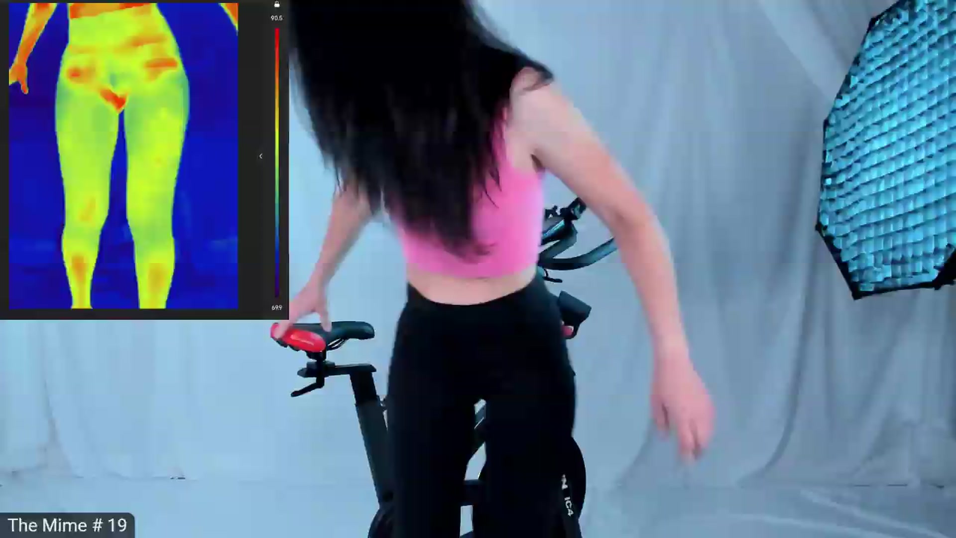 Gallery image thumbnail from Olivia's myfreecams stream on, 09/28/2026, 05:50 image 7 of 20