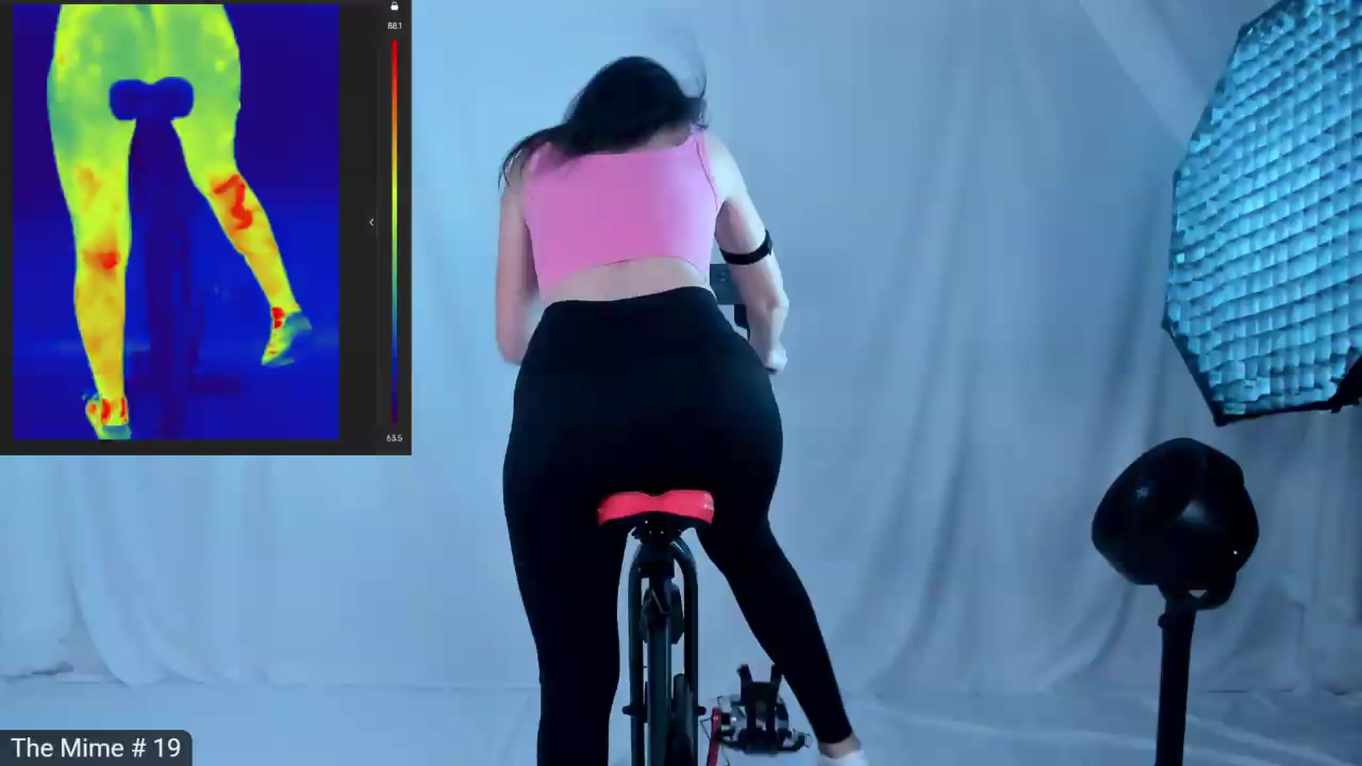 Gallery image thumbnail from Olivia's myfreecams stream on, 09/28/2026, 05:50 image 2 of 20