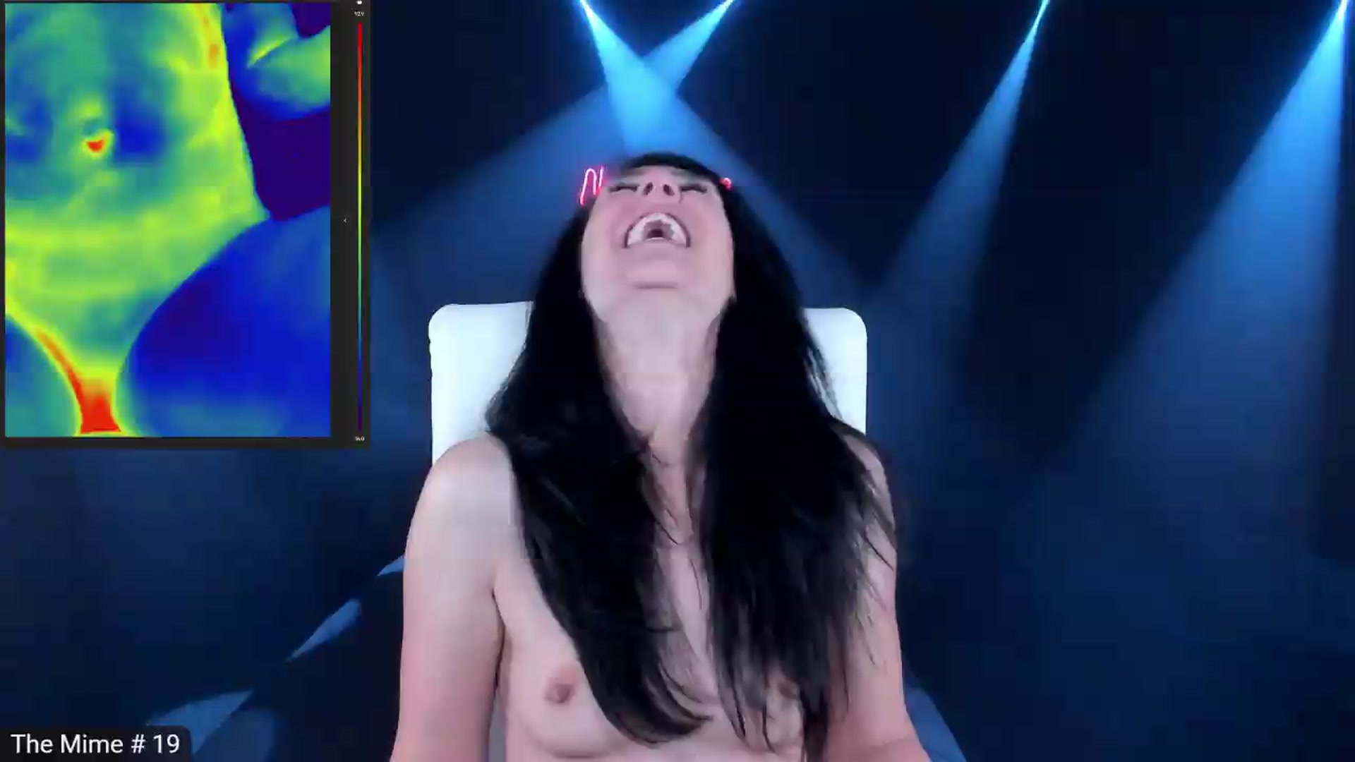 Gallery image thumbnail from Olivia's myfreecams stream on, 09/29/2026, 05:30 image 13 of 20