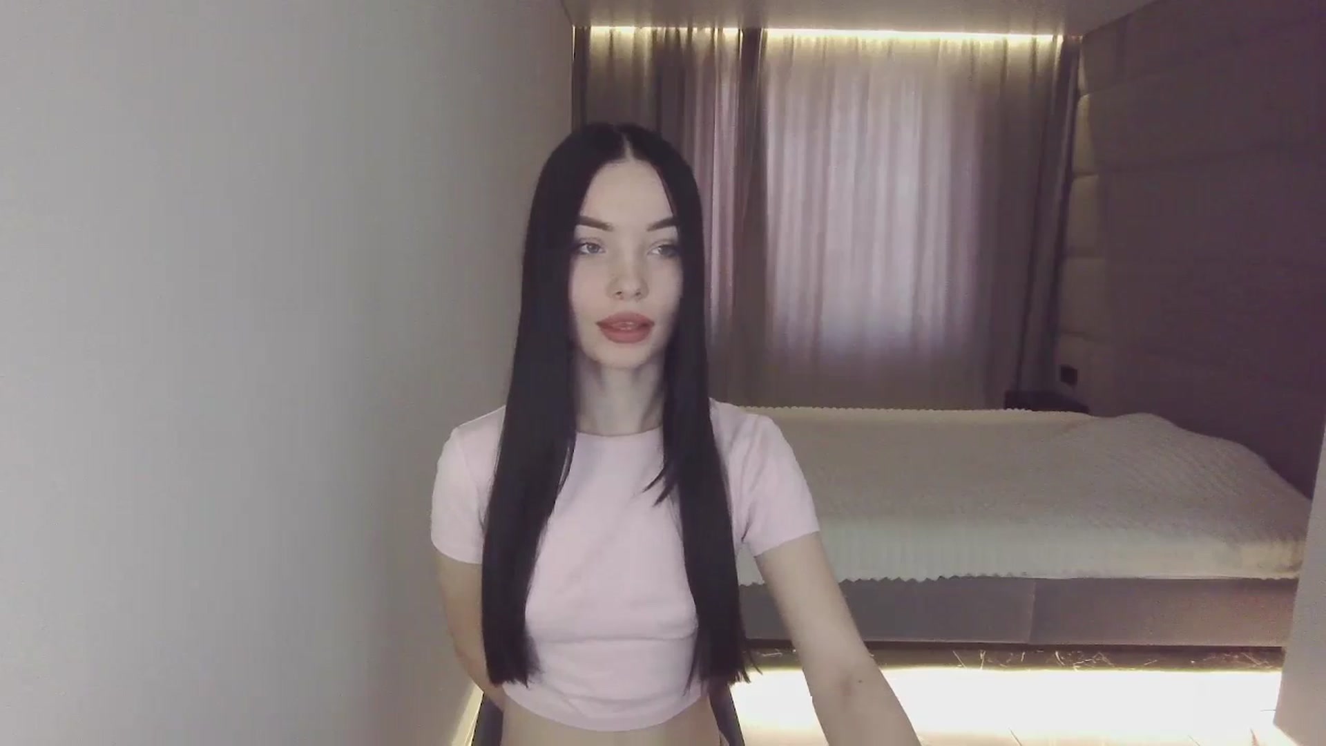 Gallery image thumbnail from Olivia6's myfreecams stream on, 01/02/2025, 09:58 image 18 of 20
