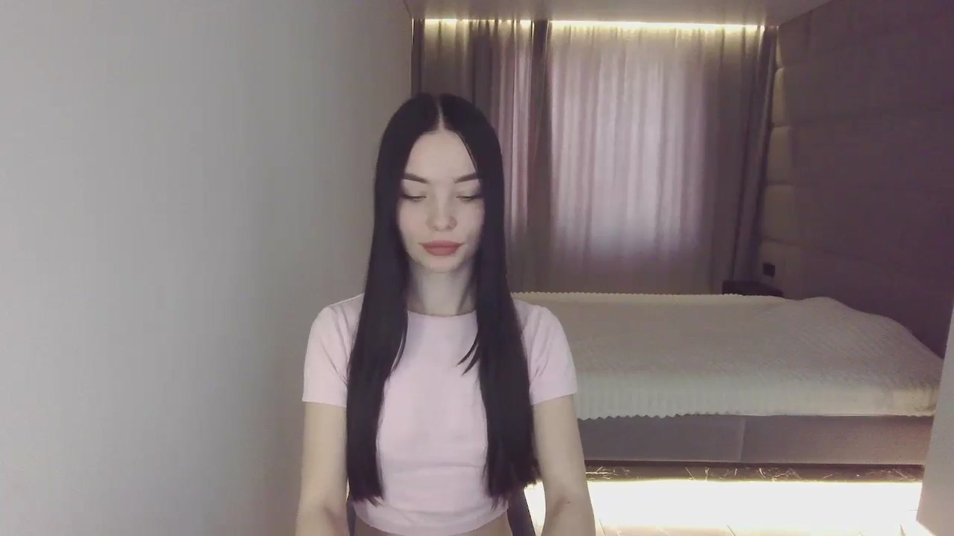 Gallery image thumbnail from Olivia6's myfreecams stream on, 01/02/2025, 09:58 image 7 of 20