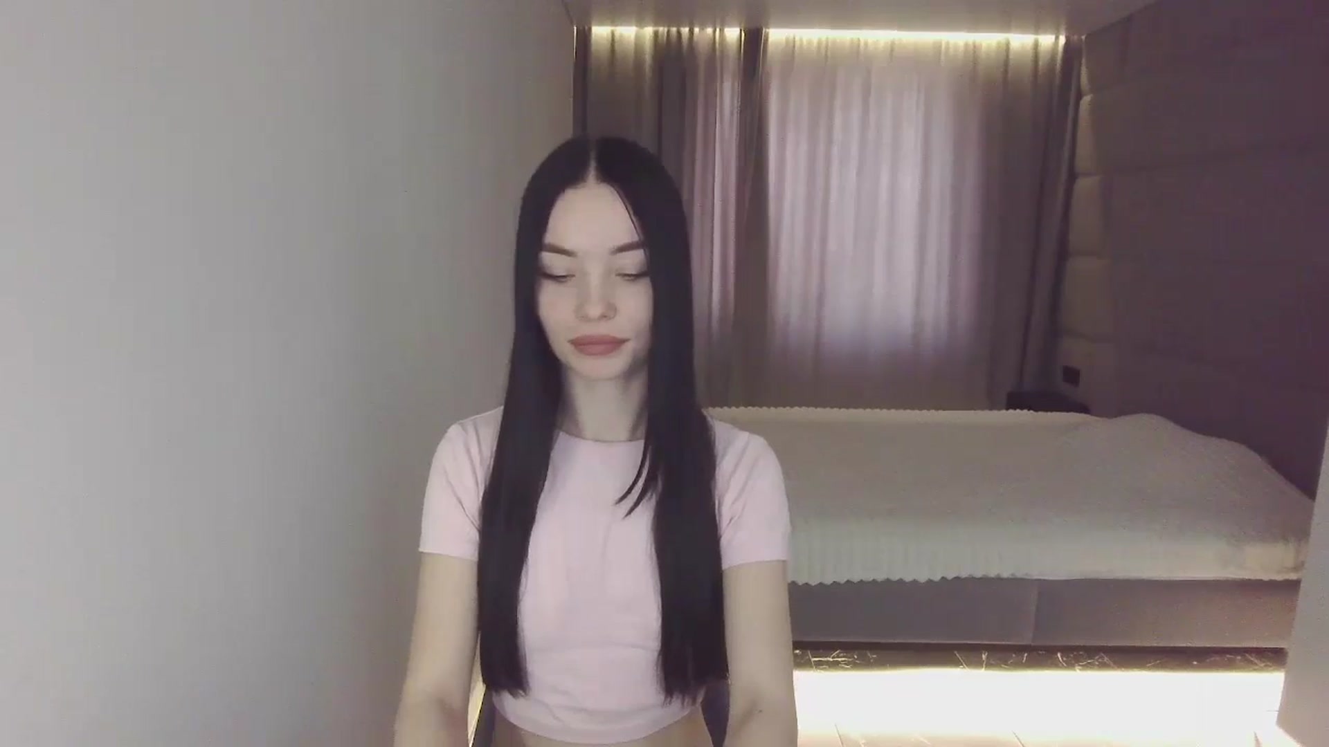Gallery image thumbnail from Olivia6's myfreecams stream on, 01/02/2025, 09:58 image 10 of 20