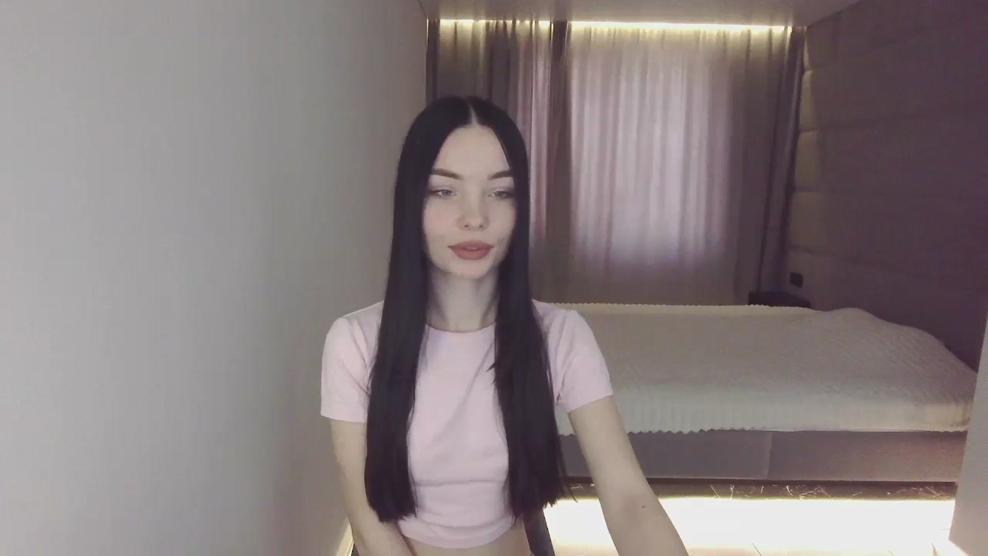 Gallery image thumbnail from Olivia6's myfreecams stream on, 01/02/2025, 09:58 image 3 of 20