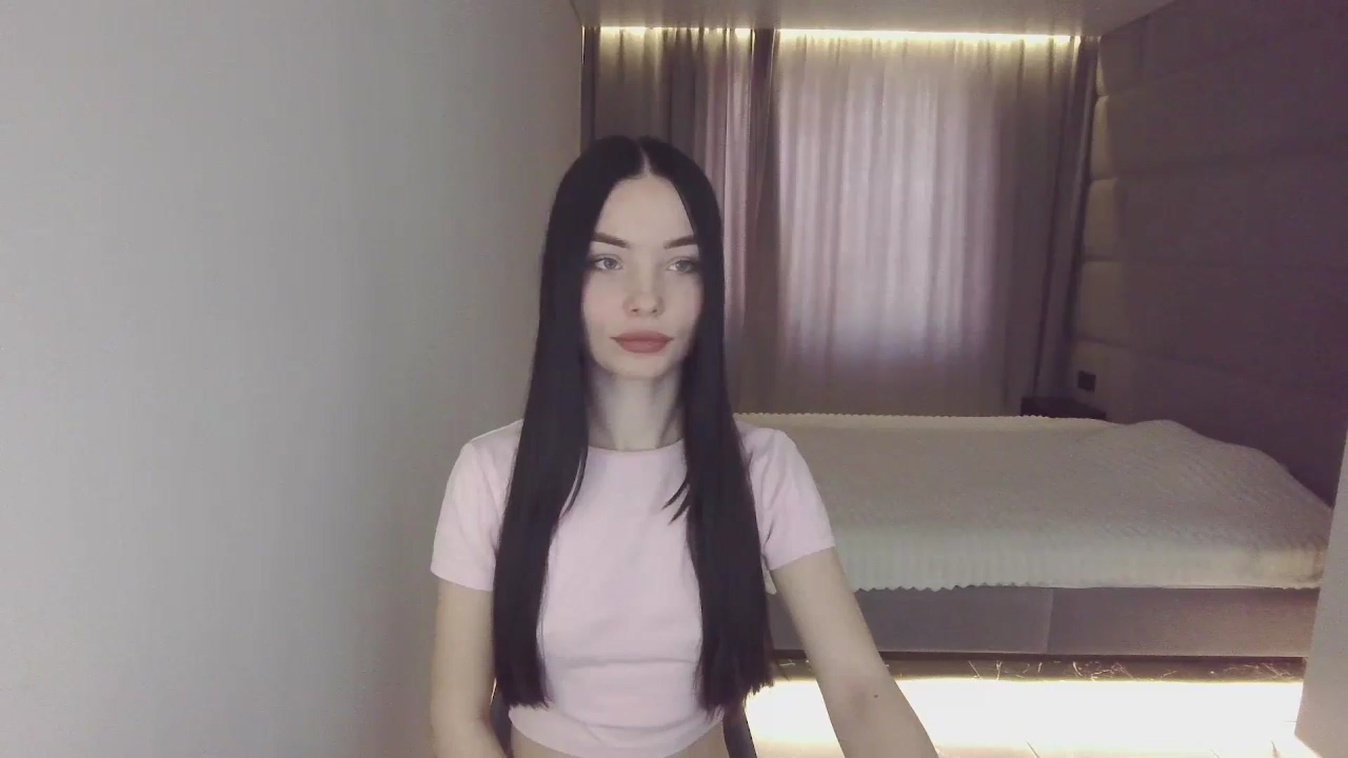 Gallery image thumbnail from Olivia6's myfreecams stream on, 01/02/2025, 09:58 image 6 of 20