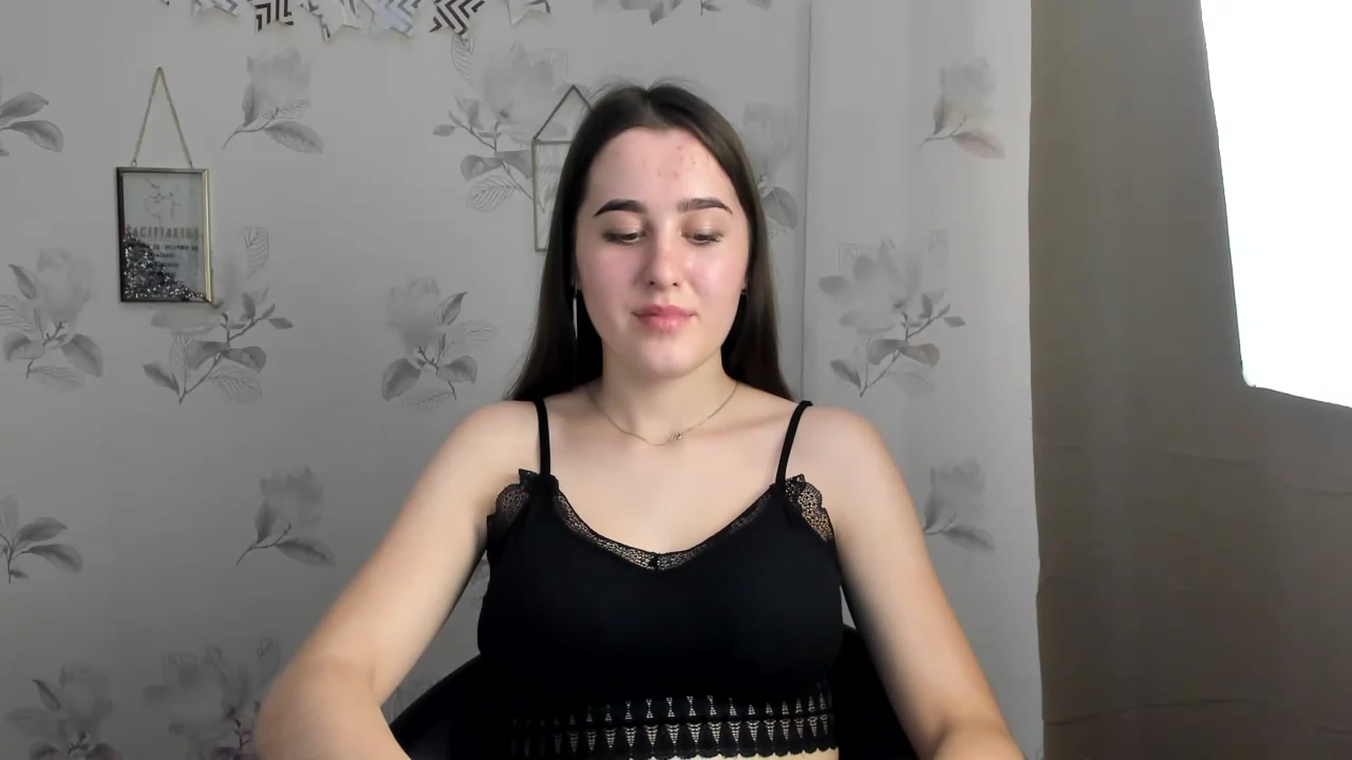 Gallery image thumbnail from OliviaBryon's myfreecams stream on, 11/28/2022, 15:01 image 13 of 20