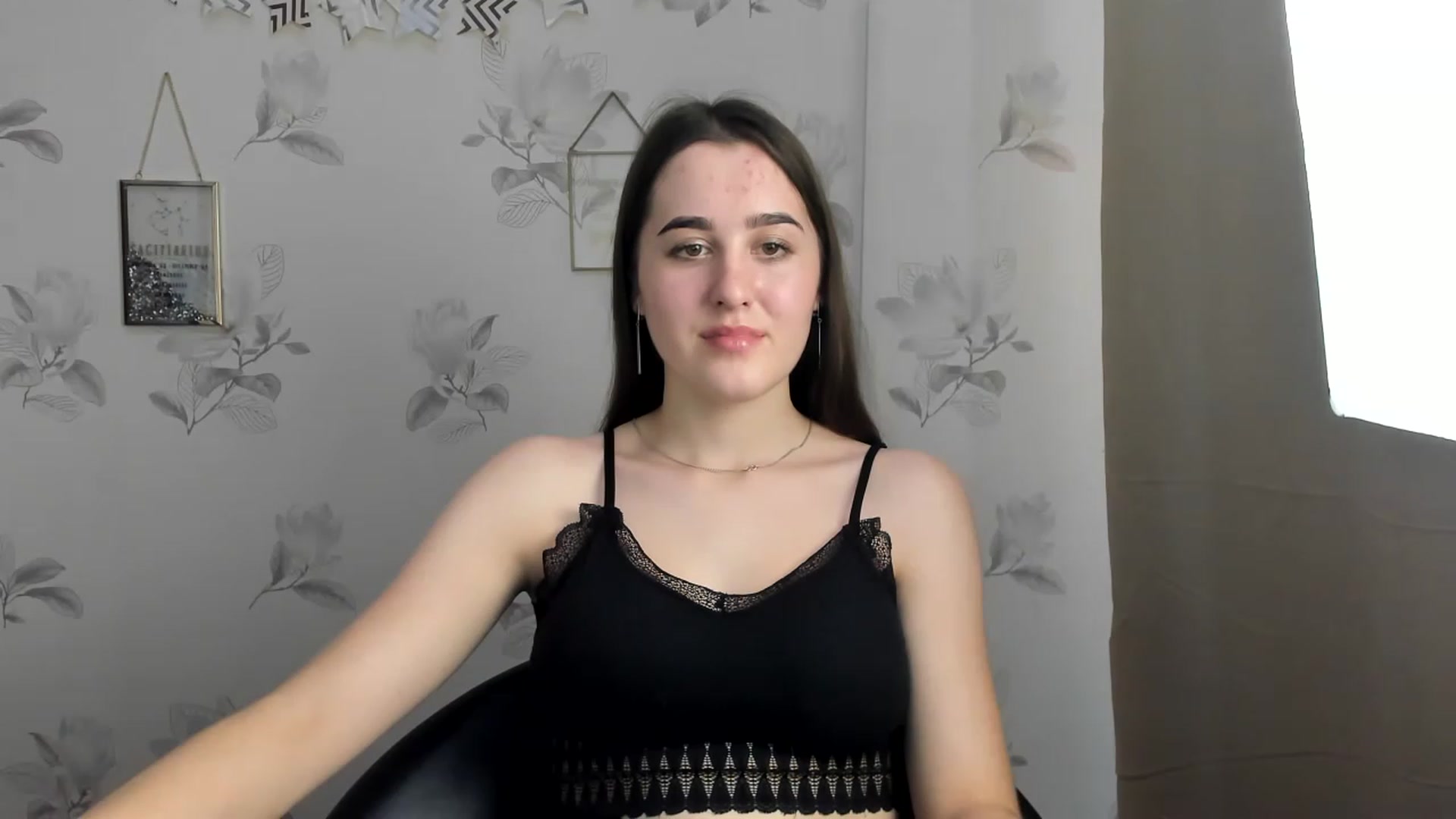 Gallery image thumbnail from OliviaBryon's myfreecams stream on, 11/28/2022, 15:01 image 3 of 20
