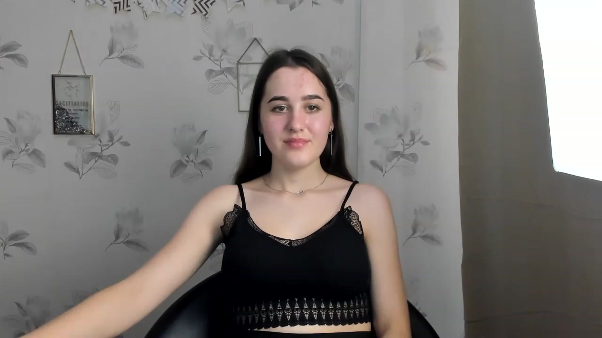 Gallery image thumbnail from OliviaBryon's myfreecams stream on, 11/28/2022, 15:01 image 19 of 20