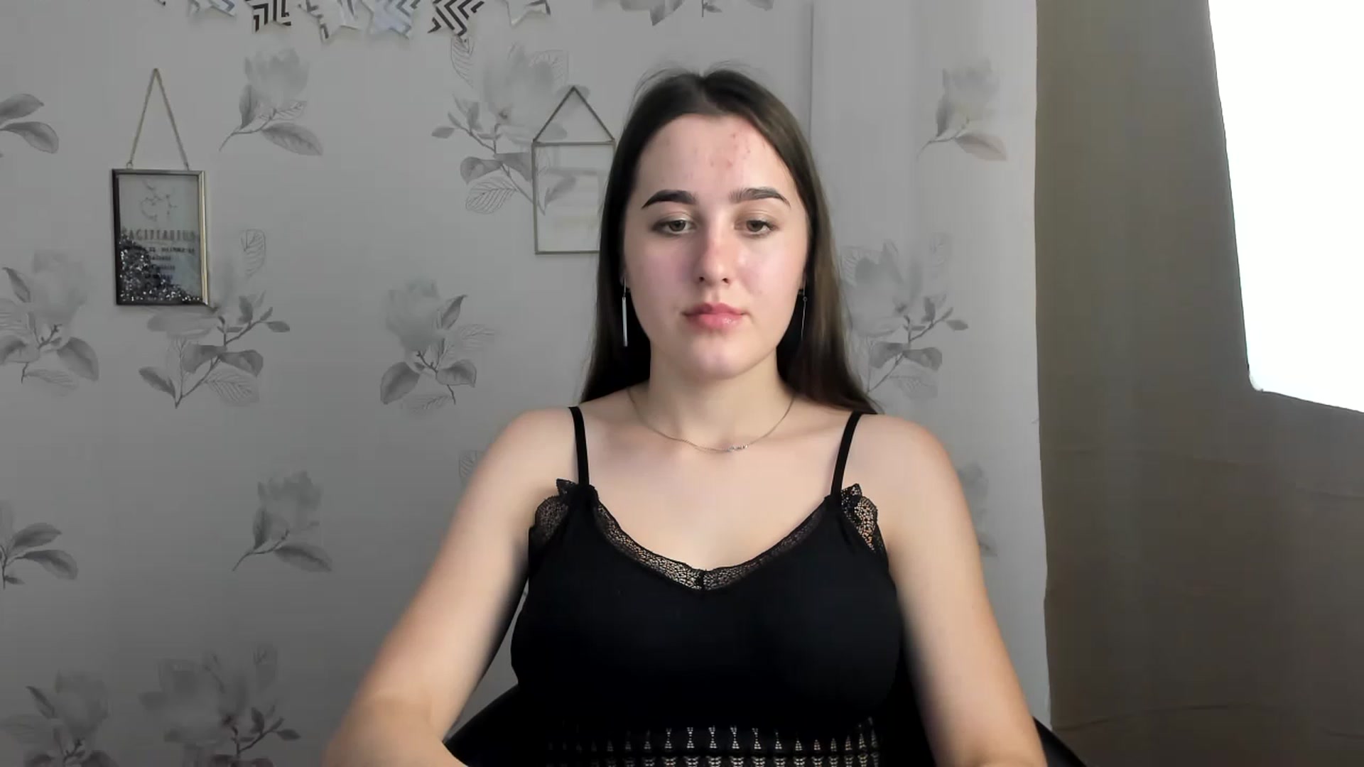 Gallery image thumbnail from OliviaBryon's myfreecams stream on, 11/28/2022, 15:01 image 1 of 20