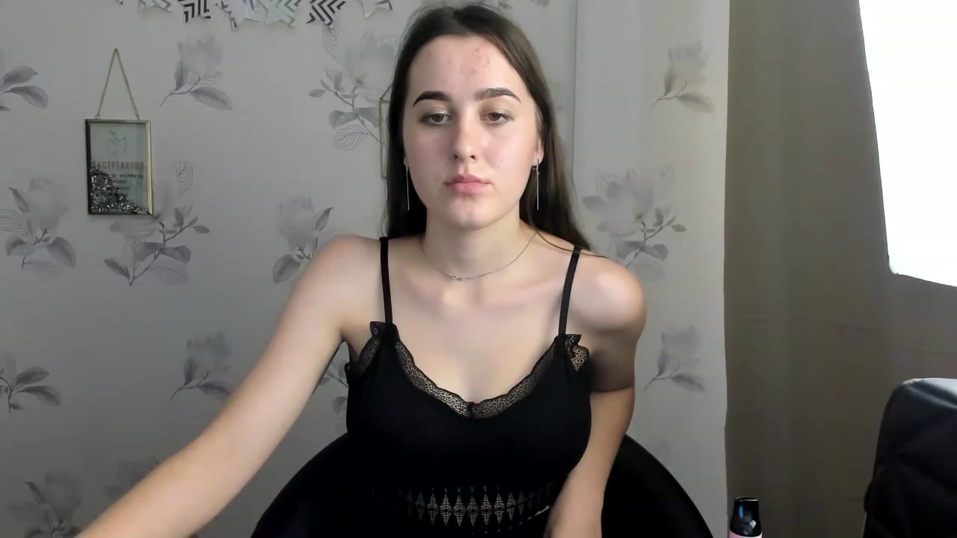 Gallery image thumbnail from OliviaBryon's myfreecams stream on, 11/28/2022, 17:16 image 7 of 20