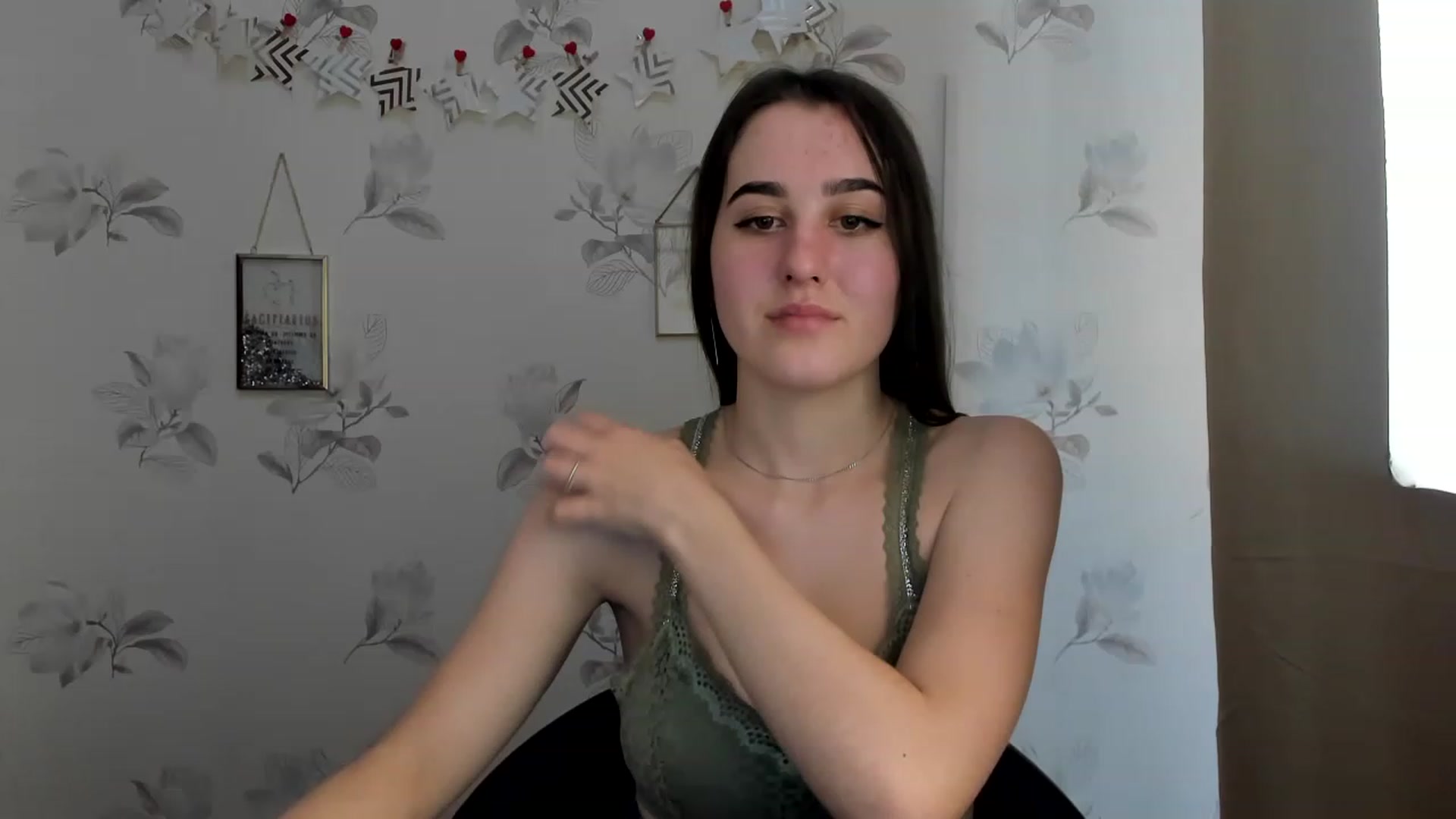 Gallery image thumbnail from OliviaBryon's myfreecams stream on, 11/29/2022, 14:25 image 9 of 20