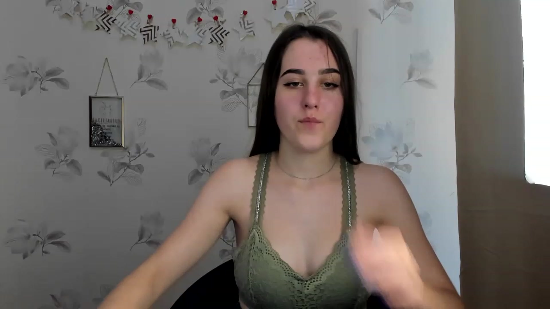 Gallery image thumbnail from OliviaBryon's myfreecams stream on, 11/29/2022, 14:25 image 7 of 20