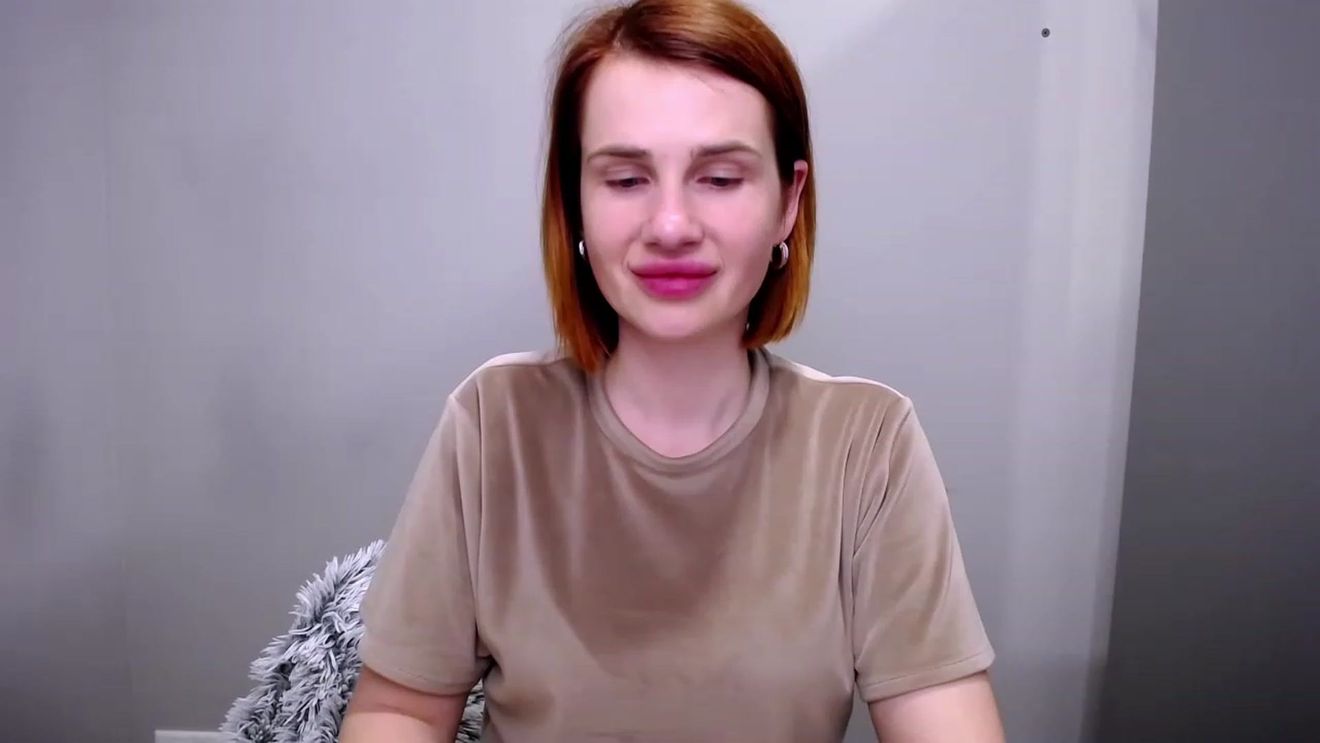 Gallery image thumbnail from OliviaM_'s myfreecams stream on, 04/22/2023, 14:38 image 5 of 20