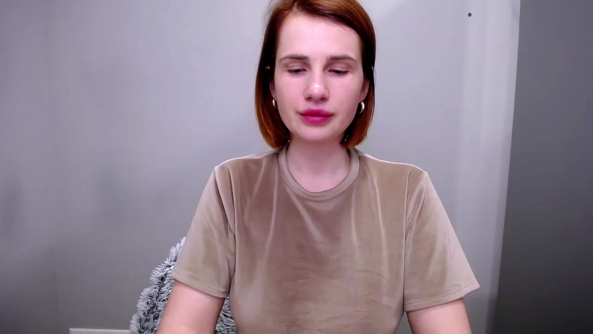 Gallery image thumbnail from OliviaM_'s myfreecams stream on, 04/22/2023, 14:38 image 17 of 20