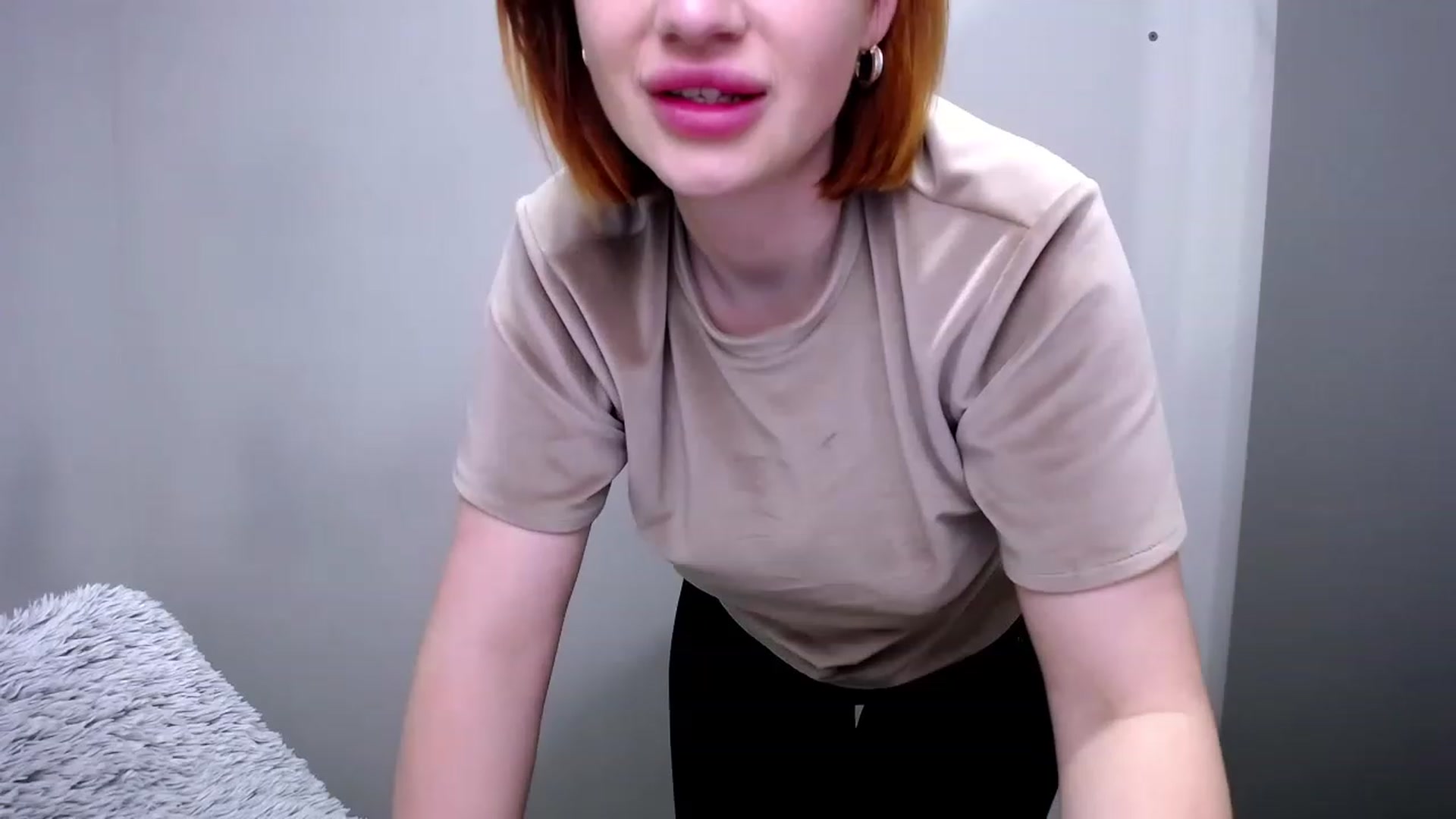 Gallery image thumbnail from OliviaM_'s myfreecams stream on, 04/22/2023, 14:38 image 11 of 20
