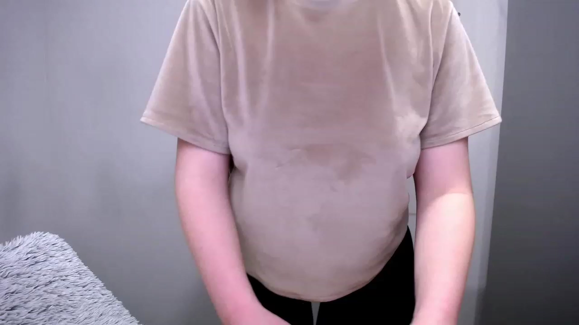 Gallery image thumbnail from OliviaM_'s myfreecams stream on, 04/22/2023, 14:38 image 6 of 20