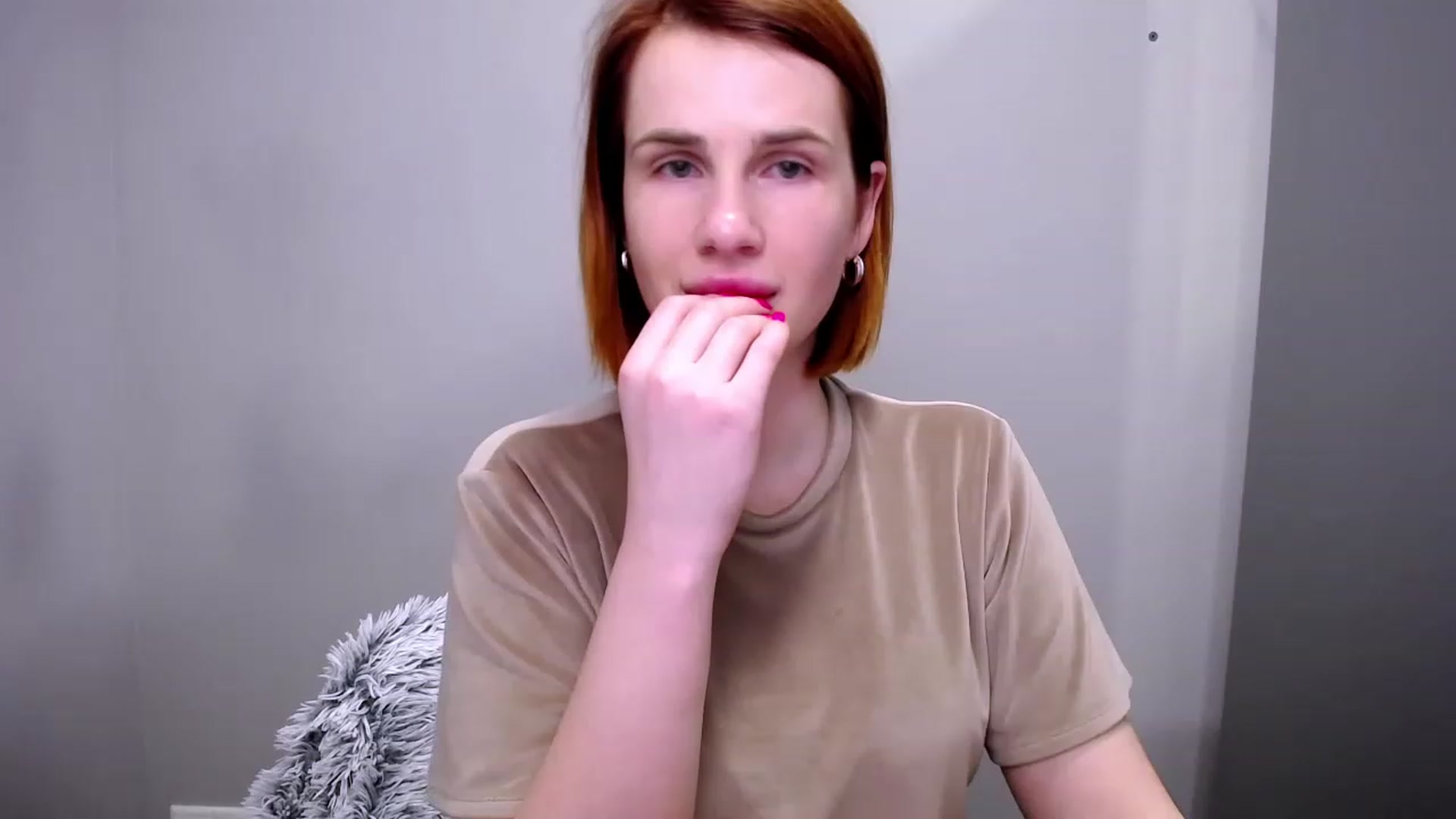 Gallery image thumbnail from OliviaM_'s myfreecams stream on, 04/22/2023, 14:38 image 3 of 20