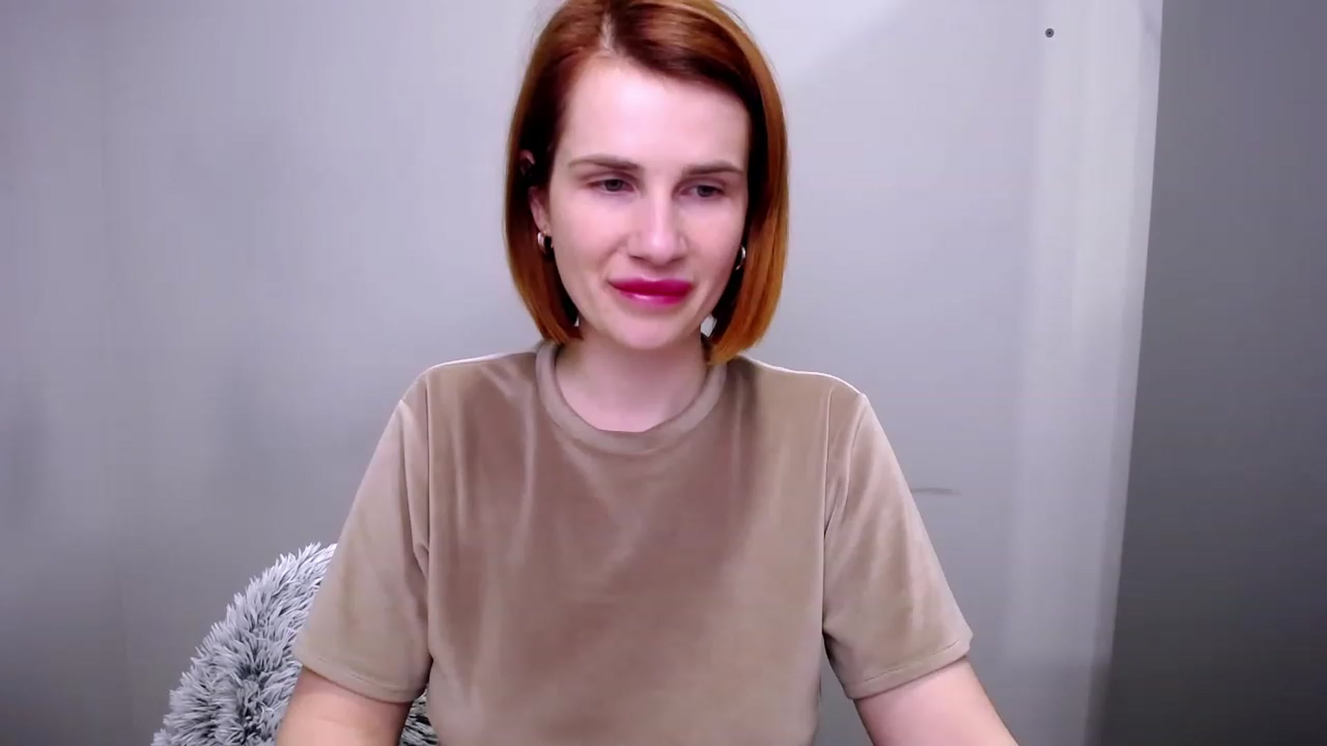 Gallery image thumbnail from OliviaM_'s myfreecams stream on, 04/22/2023, 16:21 image 9 of 20