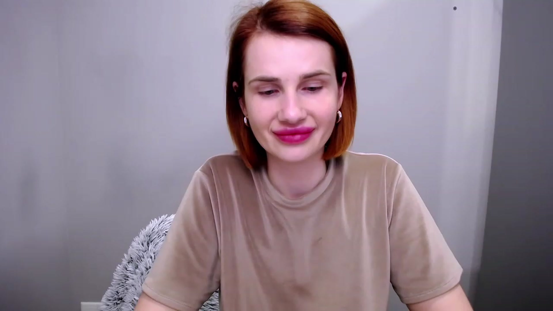 Gallery image thumbnail from OliviaM_'s myfreecams stream on, 04/22/2023, 16:21 image 16 of 20
