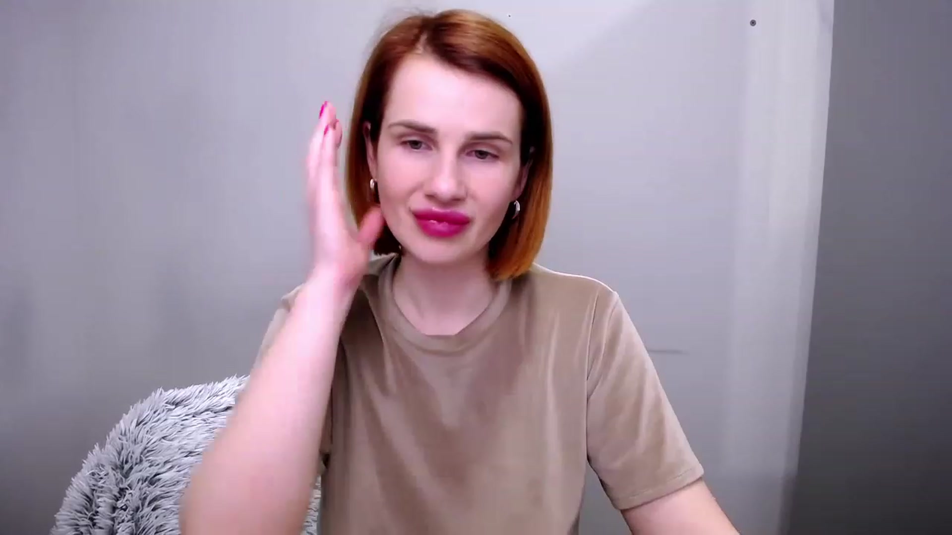 Gallery image thumbnail from OliviaM_'s myfreecams stream on, 04/22/2023, 16:21 image 6 of 20