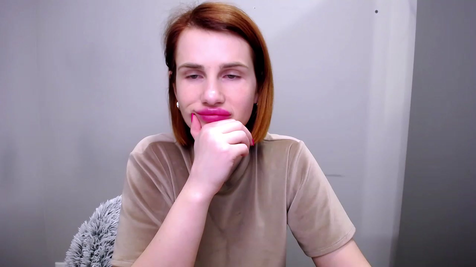 Gallery image thumbnail from OliviaM_'s myfreecams stream on, 04/22/2023, 16:21 image 8 of 20