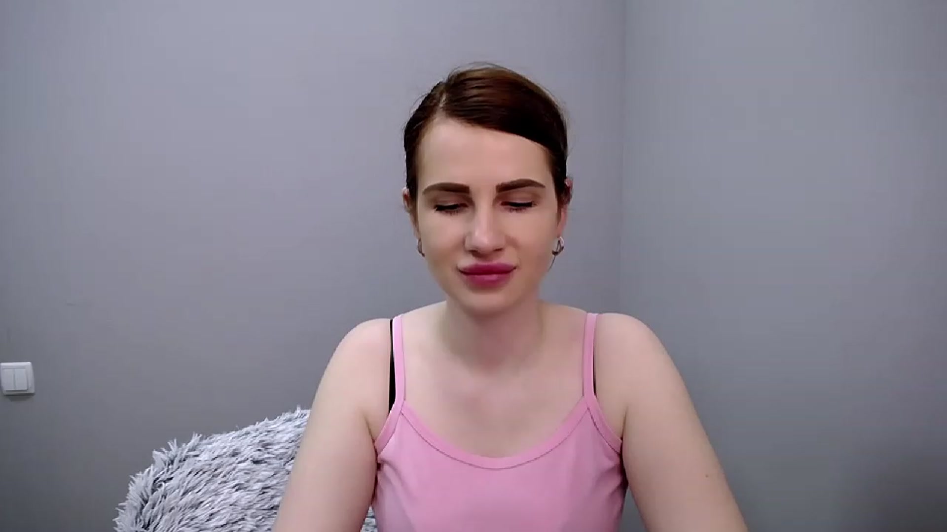 Gallery image thumbnail from OliviaM_'s myfreecams stream on, 04/23/2023, 11:56 image 6 of 20