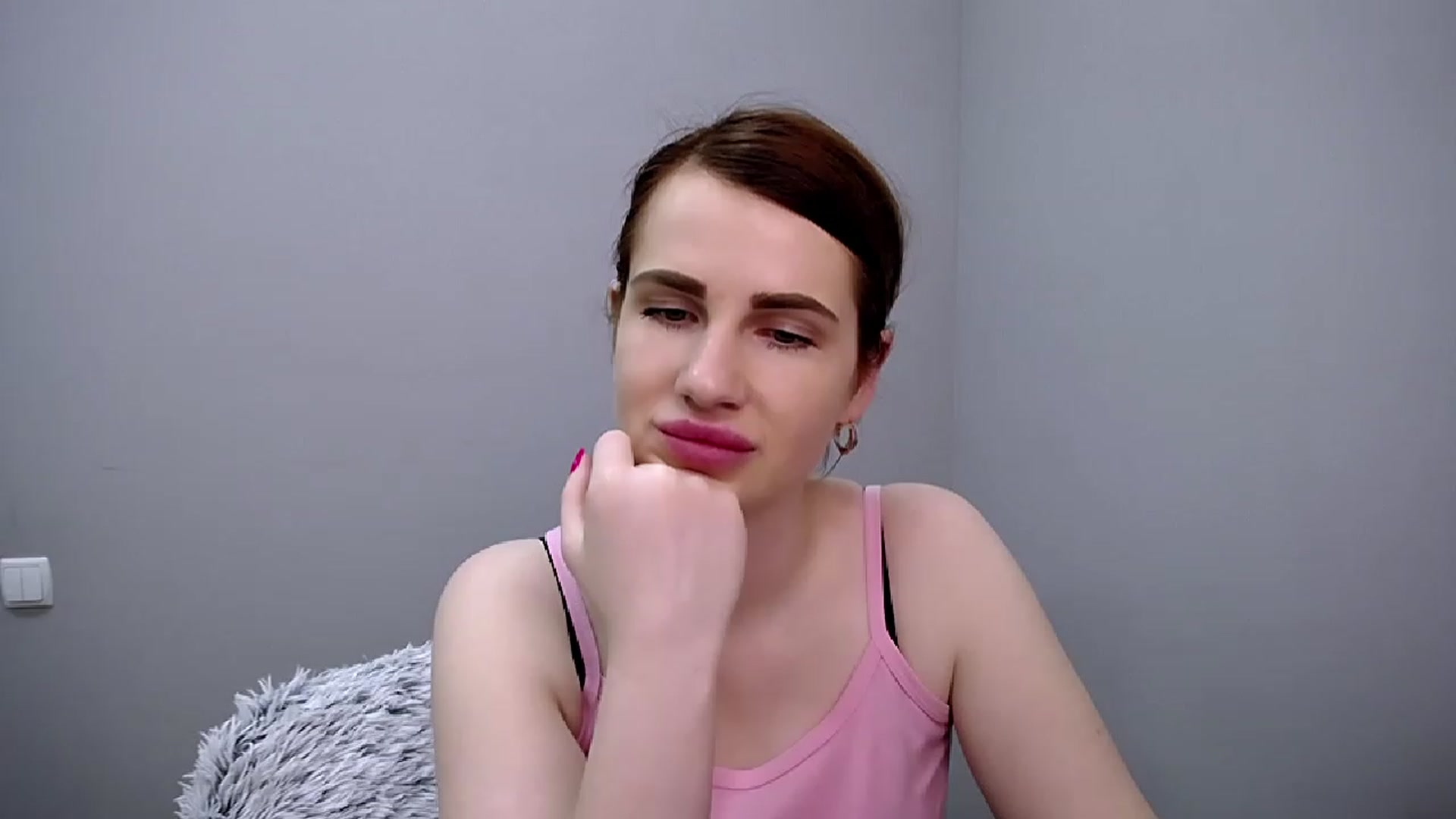 Gallery image thumbnail from OliviaM_'s myfreecams stream on, 04/23/2023, 11:56 image 2 of 20