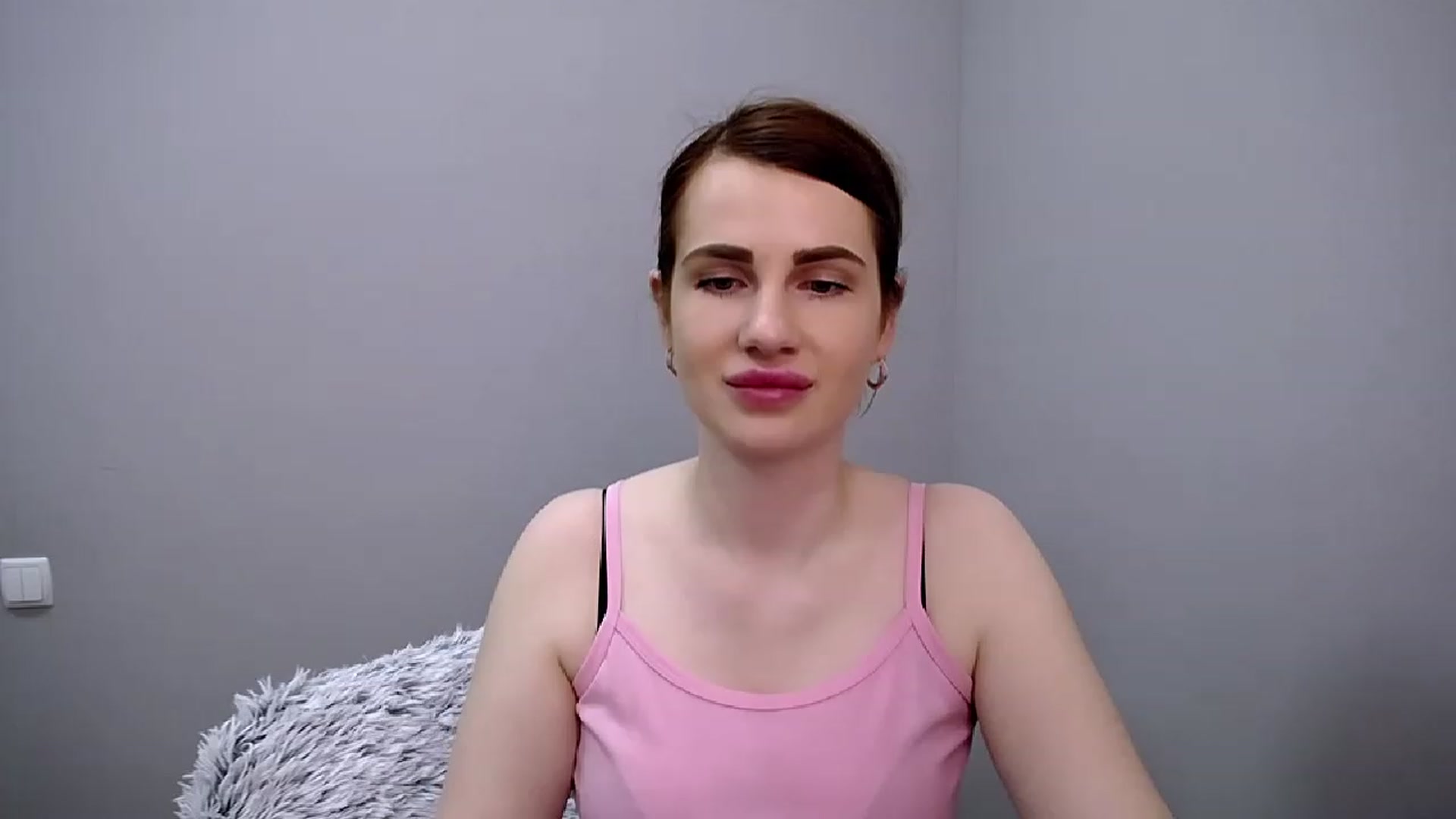 Gallery image thumbnail from OliviaM_'s myfreecams stream on, 04/23/2023, 11:56 image 7 of 20