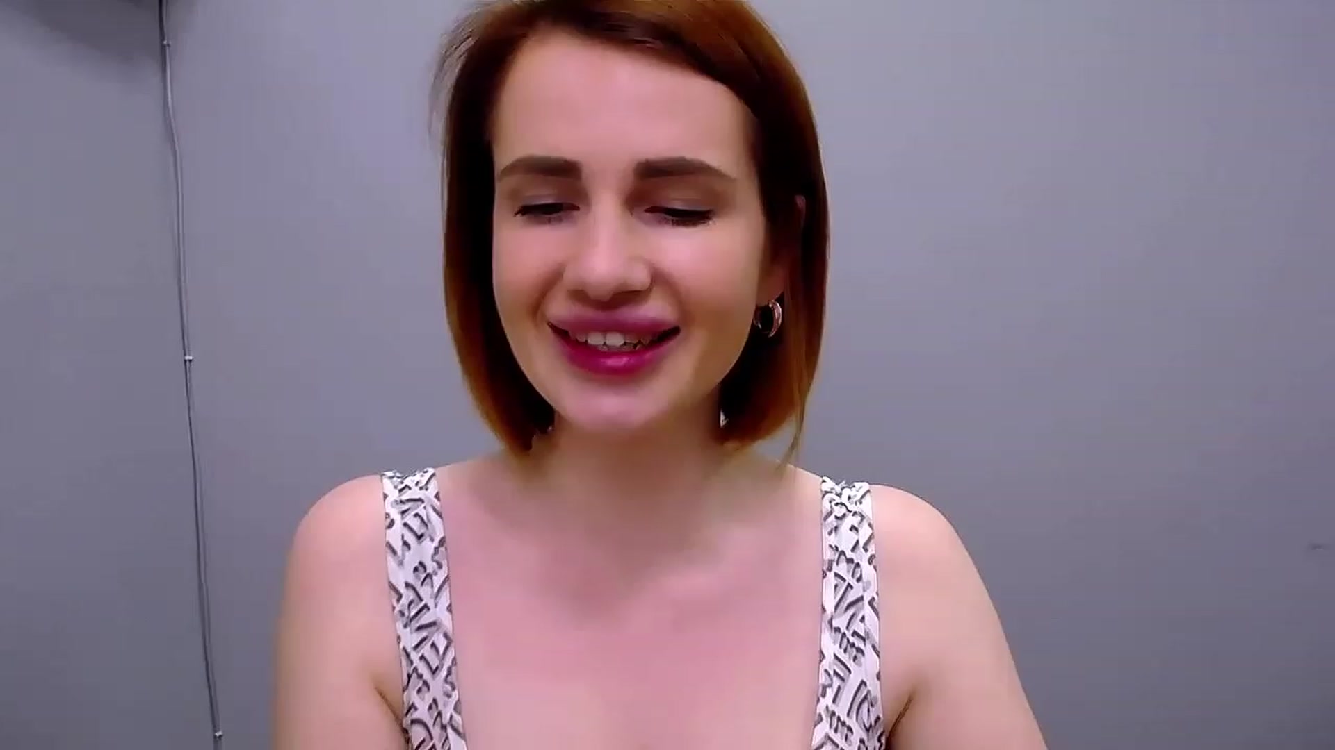 Gallery image thumbnail from OliviaM_'s myfreecams stream on, 04/25/2023, 11:10 image 7 of 20