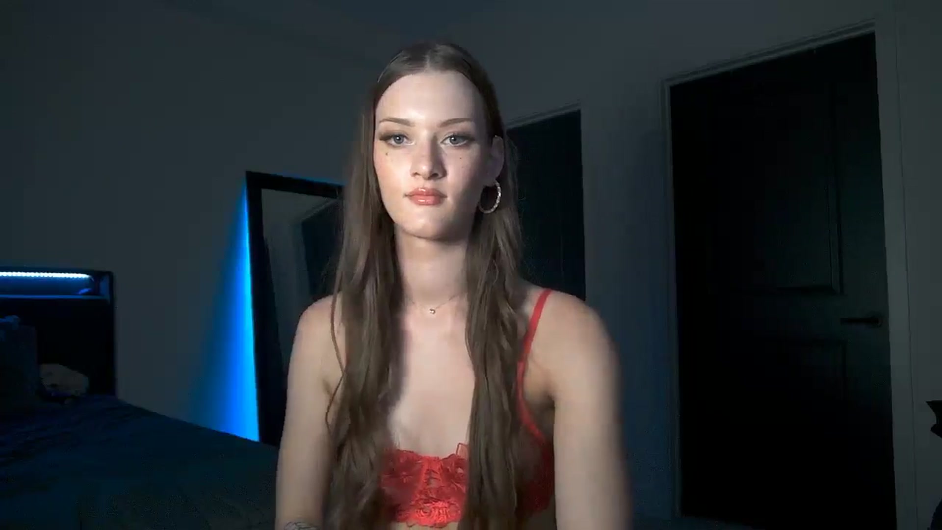 Gallery image thumbnail from OliviaMadison's myfreecams stream on, 12/08/2024, 23:55 image 17 of 20
