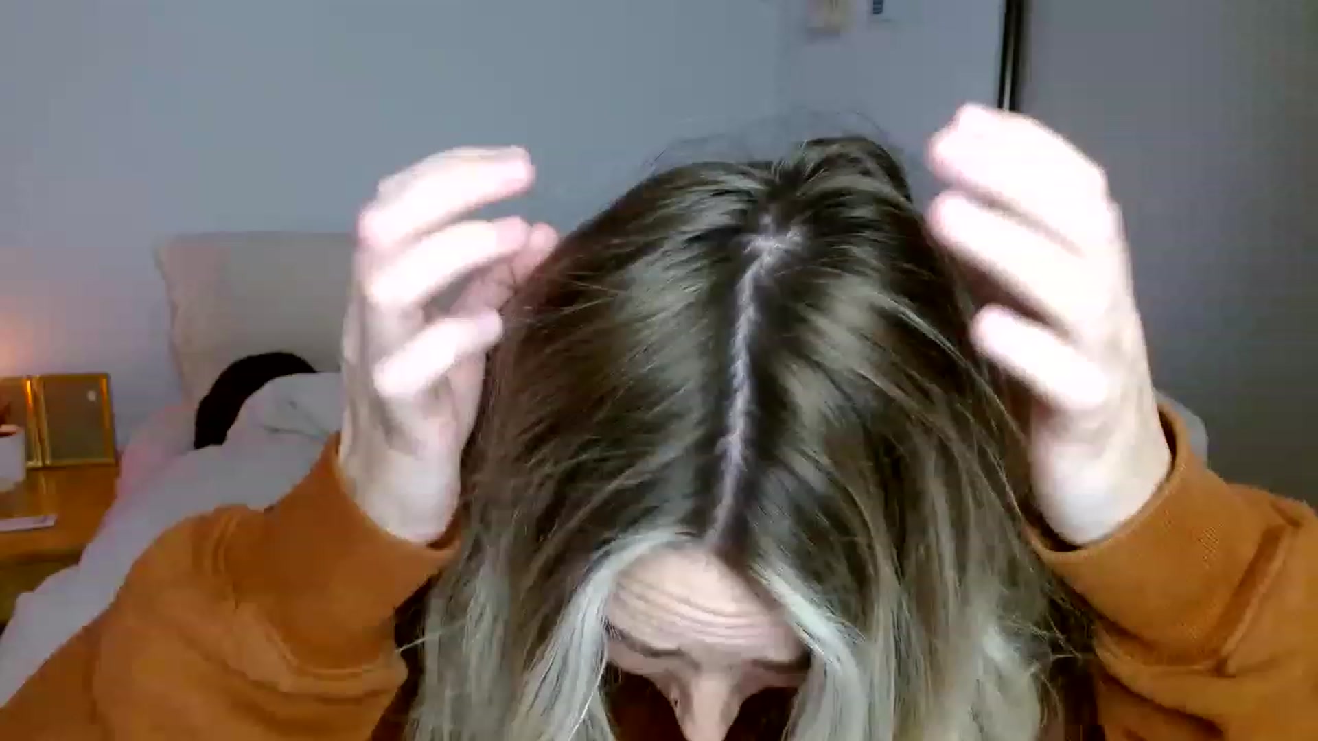 Gallery image thumbnail from OliviaQuinnn's myfreecams stream on, 11/17/2022, 03:26 image 15 of 20