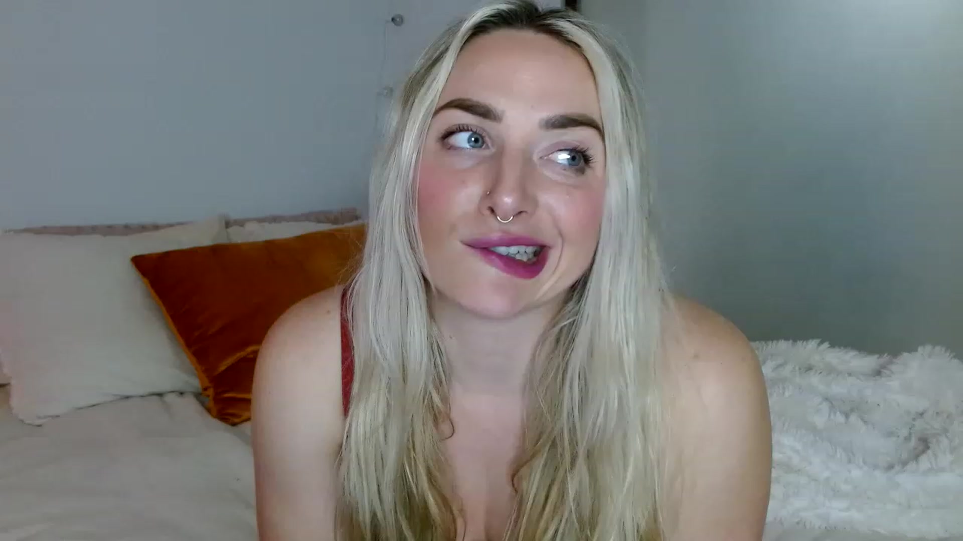 Gallery image thumbnail from OliviaQuinnn's myfreecams stream on, 01/26/2023, 07:34 image 19 of 20