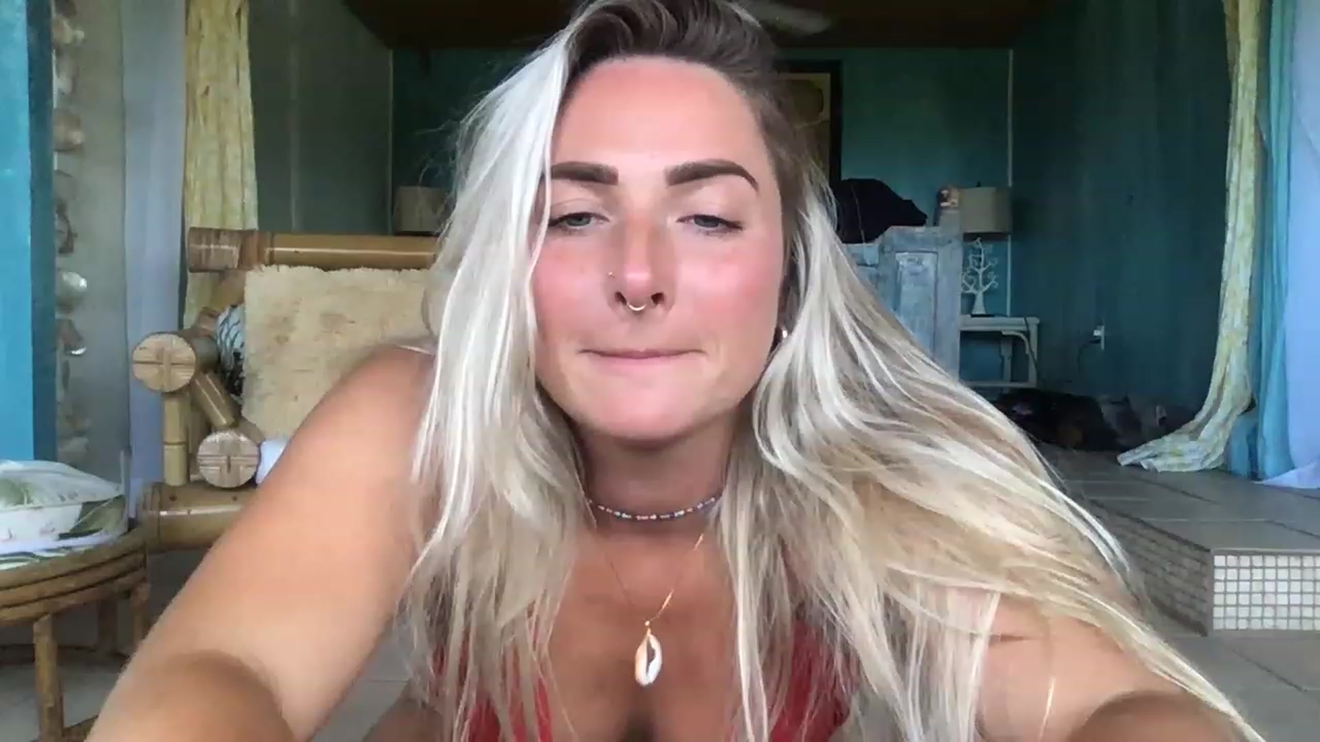 Gallery image thumbnail from OliviaQuinnn's myfreecams stream on, 05/08/2023, 23:38 image 5 of 20