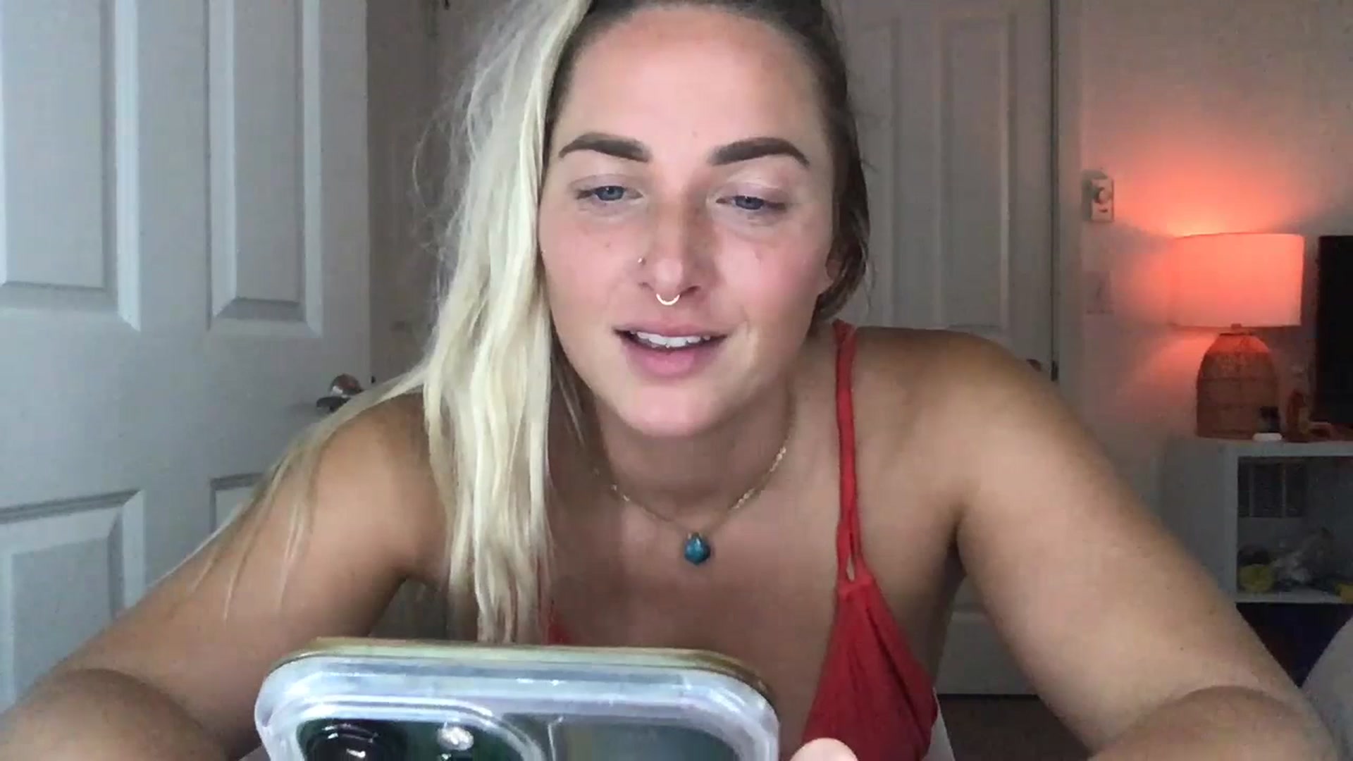 Gallery image thumbnail from OliviaQuinnn's myfreecams stream on, 06/29/2023, 23:47 image 3 of 20
